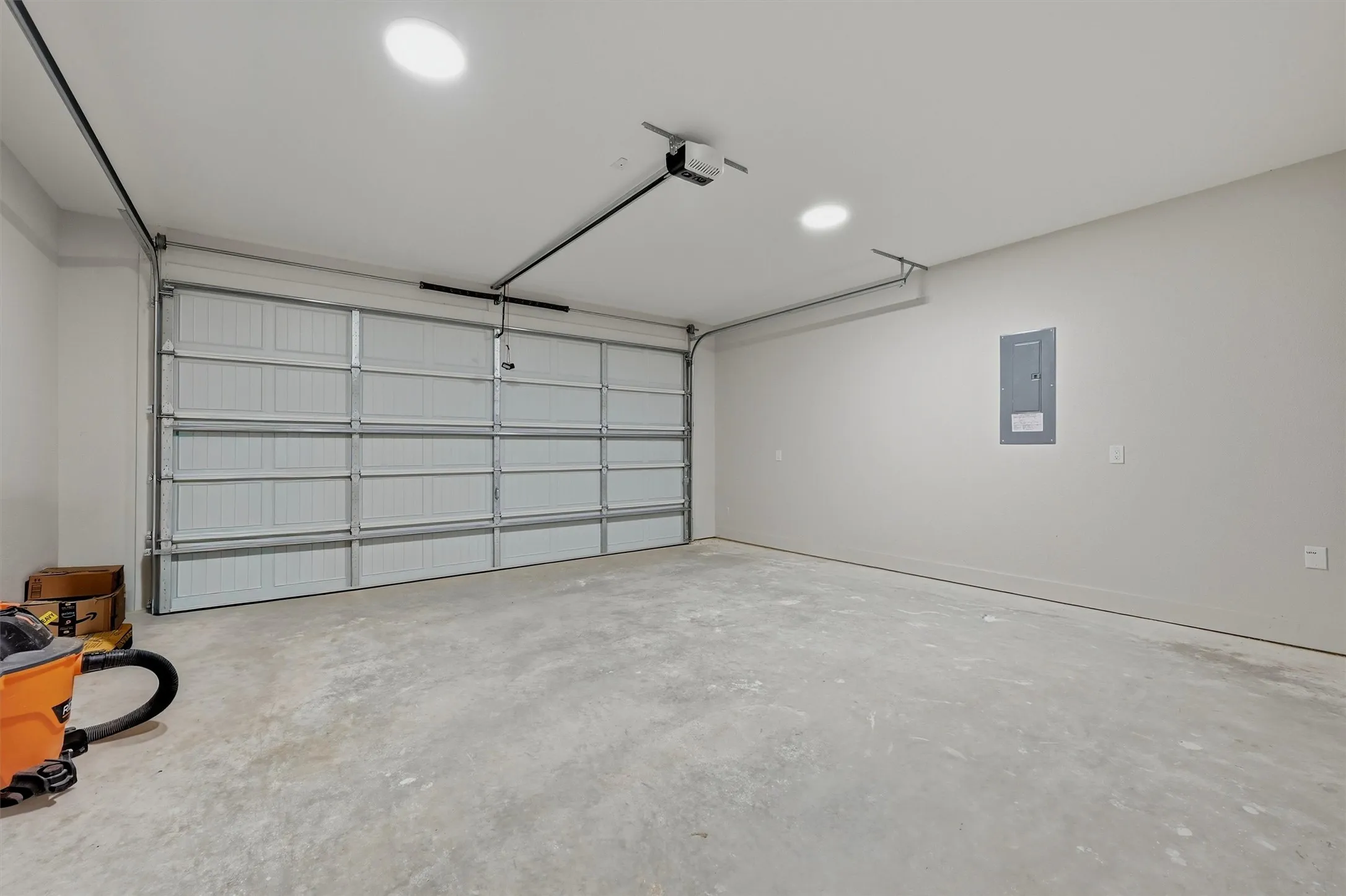 Single Family Residence For Sale in Grayson County , 110 W Hull Street, Denison, Texas 75021, 3 Bedroom, 2 Bathroom, 2 Garage spaces, 1,414 Sqft, built in 2026, mls#21286992, Real Estate Agent in Denison, Homes For Sale in Grayson county, Homes For Sale in Denison, Realtor in Denison Texas, Real Estate Brokerage Independent Realty Texas, Luminita Cordes Realtor