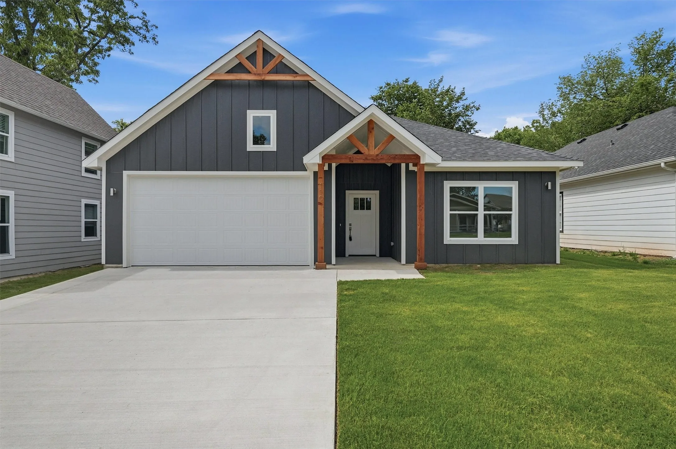 Single Family Residence For Sale in Grayson County , 110 W Hull Street, Denison, Texas 75021, 3 Bedroom, 2 Bathroom, 2 Garage spaces, 1,414 Sqft, built in 2026, mls#21286992, Real Estate Agent in Denison, Homes For Sale in Grayson county, Homes For Sale in Denison, Realtor in Denison Texas, Real Estate Brokerage Independent Realty Texas, Luminita Cordes Realtor