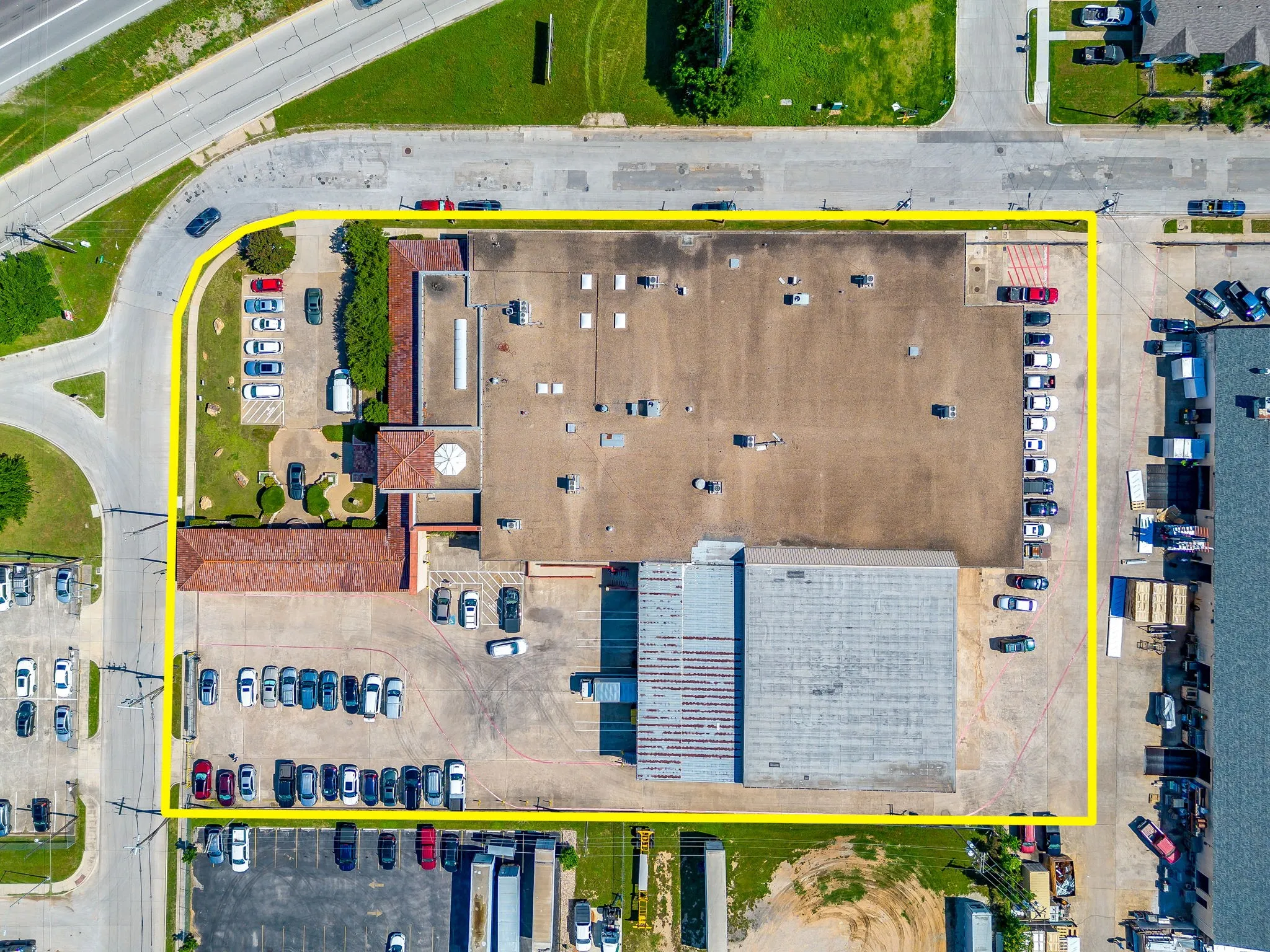 Office For Rent in Tarrant County , 3500 Noble Avenue, Fort Worth, Texas 76111, 0, 0, Garage spaces, 0 Sqft, built in 1985, Price $18, mls#21287978, Real Estate Agent in Fort Worth, Homes For Rent in Tarrant county, Homes For Rent in Fort Worth, Realtor in Fort Worth Texas, Real Estate Brokerage Independent Realty Texas, Luminita Cordes Realtor