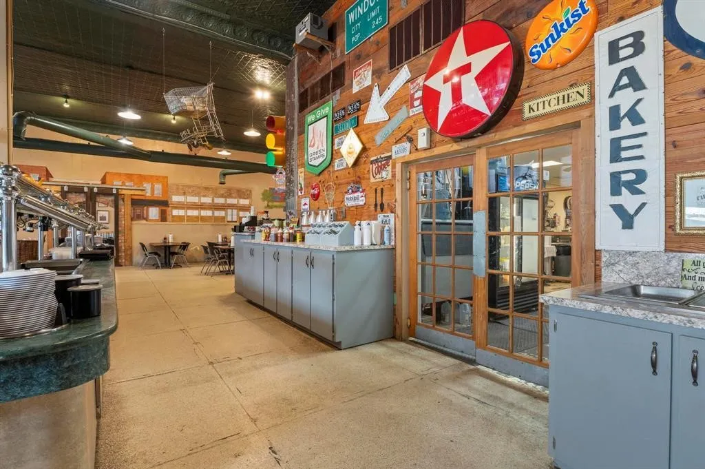 Business For Sale in Fannin County , 412 & 414 Main Street, Windom, Texas 75492, 0, 0, Garage spaces, 8,260 Sqft, built in 1918, mls#21286605, Real Estate Agent in Windom, Homes For Sale in Fannin county, Homes For Sale in Windom, Realtor in Windom Texas, Real Estate Brokerage Independent Realty Texas, Luminita Cordes Realtor
