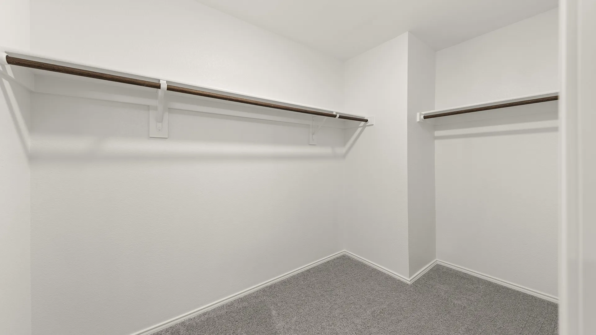 26. 1892 Indigo - Closet (2)