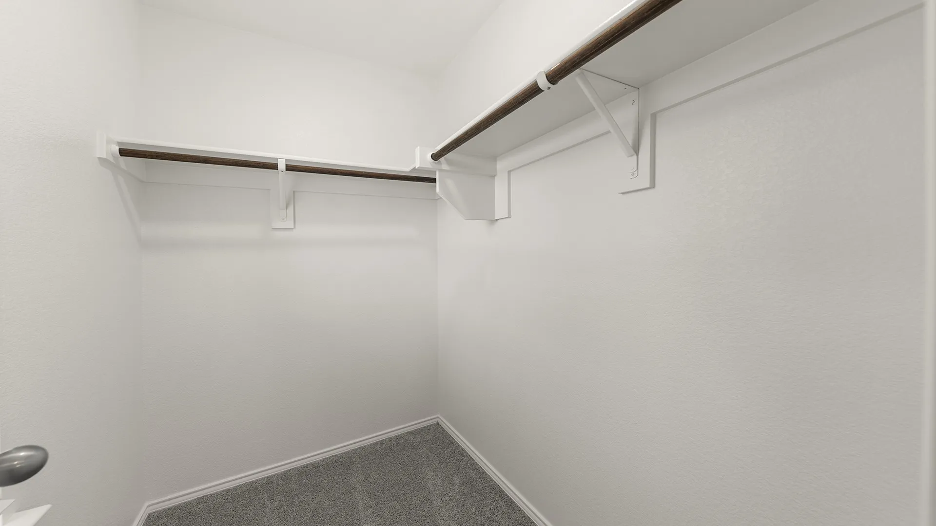 25. 1892 Indigo - Closet