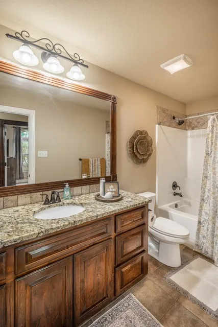 Single Family Residence For Rent in Taylor County , 1342 Lewis And Clark Trail, Abilene, Texas 79602, 3 Bedroom, 2 Bathroom, 2 Garage spaces, 1,572 Sqft, built in 2013, mls#21288001, Real Estate Agent in Abilene, Homes For Rent in Taylor county, Homes For Rent in Abilene, Realtor in Abilene Texas, Real Estate Brokerage Independent Realty Texas, Luminita Cordes Realtor