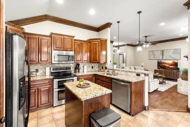 Single Family Residence For Rent in Taylor County , 1342 Lewis And Clark Trail, Abilene, Texas 79602, 3 Bedroom, 2 Bathroom, 2 Garage spaces, 1,572 Sqft, built in 2013, mls#21288001, Real Estate Agent in Abilene, Homes For Rent in Taylor county, Homes For Rent in Abilene, Realtor in Abilene Texas, Real Estate Brokerage Independent Realty Texas, Luminita Cordes Realtor