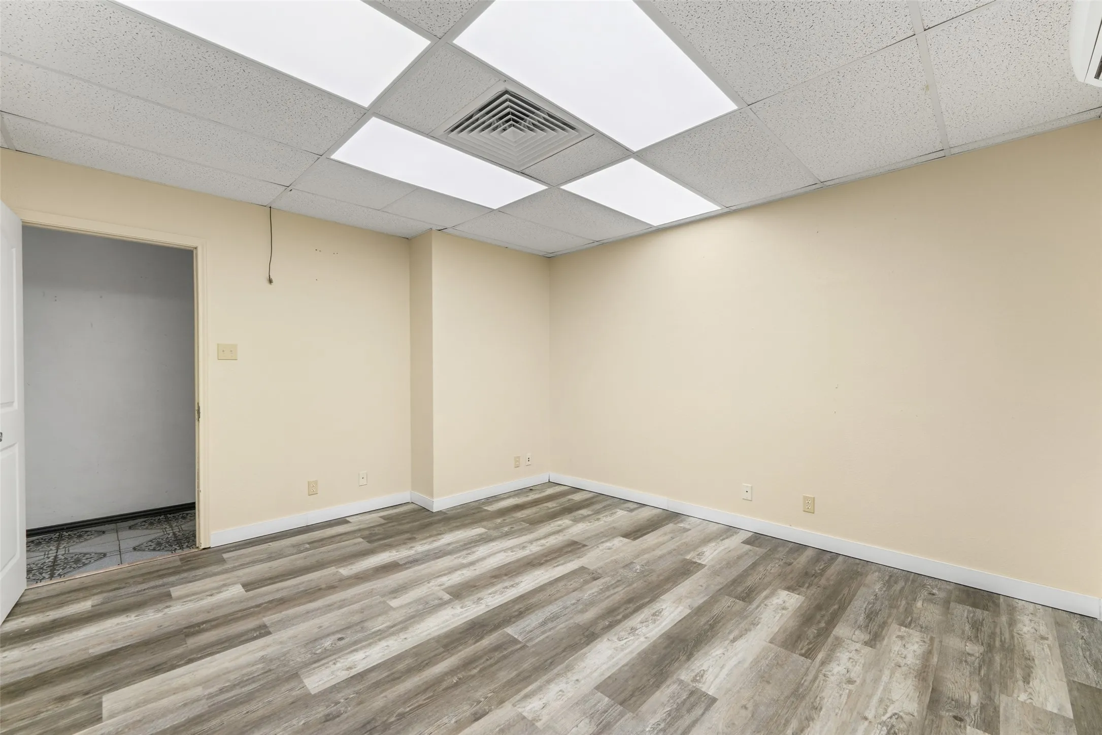 Business For Sale in Dallas County , 200 Cypress, Seagoville, Texas 75159, 0, 0, Garage spaces, 0 Sqft, built in 1960, Price $799,999, mls#21288007, Real Estate Agent in Seagoville, Homes For Sale in Dallas county, Homes For Sale in Seagoville, Realtor in Seagoville Texas, Real Estate Brokerage Independent Realty Texas, Luminita Cordes Realtor