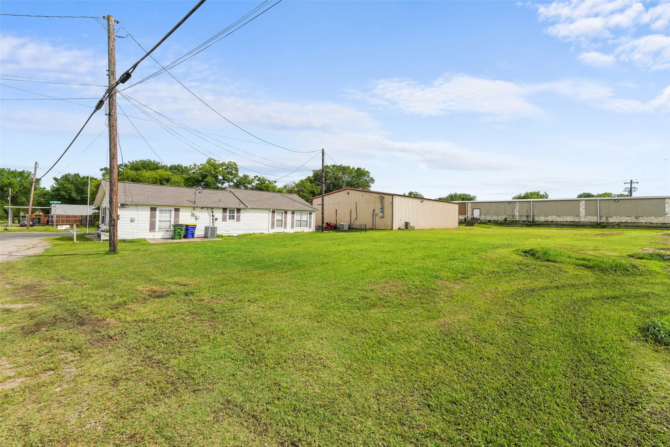Business For Sale in Dallas County , 200 Cypress, Seagoville, Texas 75159, 0, 0, Garage spaces, 0 Sqft, built in 1960, Price $799,999, mls#21288007, Real Estate Agent in Seagoville, Homes For Sale in Dallas county, Homes For Sale in Seagoville, Realtor in Seagoville Texas, Real Estate Brokerage Independent Realty Texas, Luminita Cordes Realtor