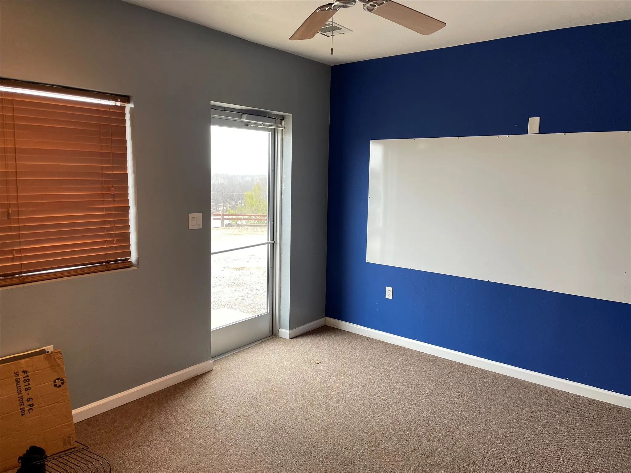 Industrial For Rent in Tarrant County , 6450 Appian Way, Fort Worth, Texas 76135, 0, 0, Garage spaces, 0 Sqft, built in 2011, Price $1,550, mls#21287992, Real Estate Agent in Fort Worth, Homes For Rent in Tarrant county, Homes For Rent in Fort Worth, Realtor in Fort Worth Texas, Real Estate Brokerage Independent Realty Texas, Luminita Cordes Realtor
