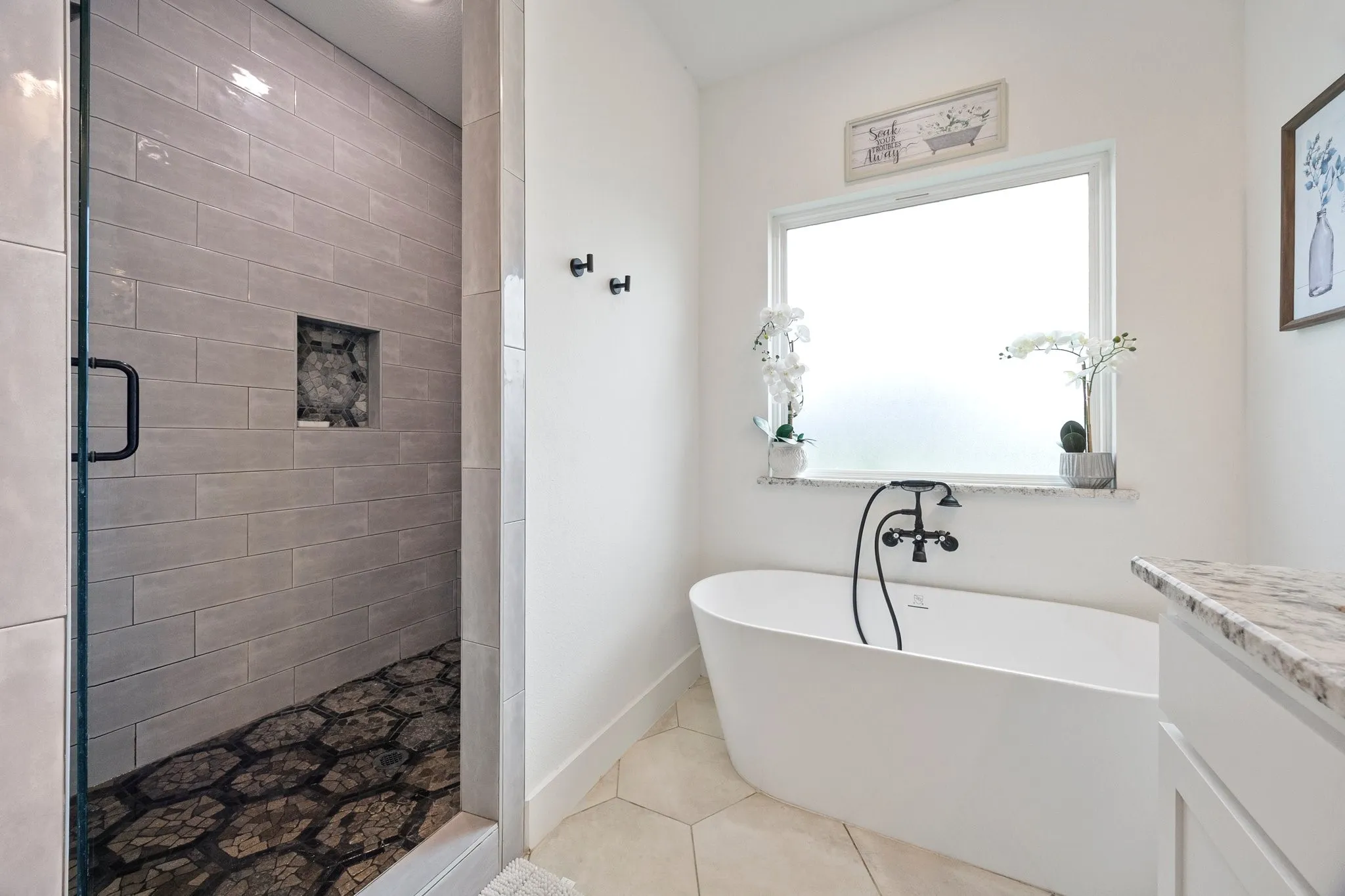 Single Family Residence For Sale in Hunt County , 5052 Fox Trot Lane, Caddo Mills, Texas 75135, 3 Bedrooms, 2 Bathrooms, 2 Garage spaces, 1,708 Sqft, built in 2022, Price $449,999, mls#21287961, Real Estate Agent in Caddo Mills, Homes For Sale in Hunt county, Homes For Sale in Caddo Mills, Realtor in Caddo Mills Texas, Real Estate Brokerage Independent Realty Texas, Luminita Cordes Realtor