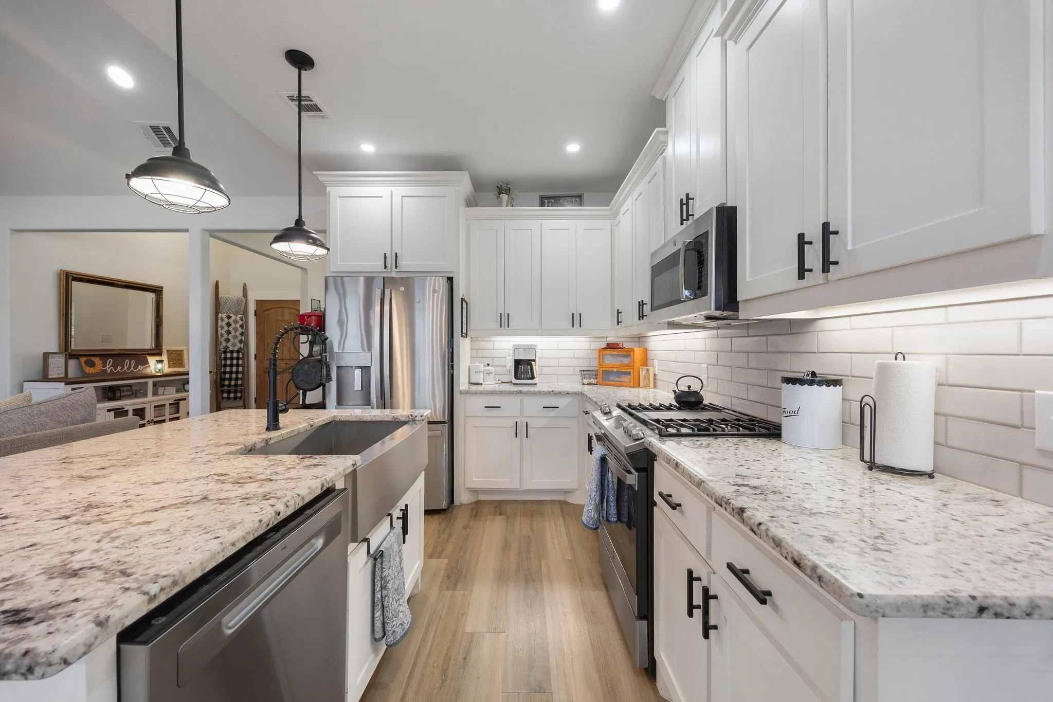 Single Family Residence For Sale in Hunt County , 5052 Fox Trot Lane, Caddo Mills, Texas 75135, 3 Bedrooms, 2 Bathrooms, 2 Garage spaces, 1,708 Sqft, built in 2022, Price $449,999, mls#21287961, Real Estate Agent in Caddo Mills, Homes For Sale in Hunt county, Homes For Sale in Caddo Mills, Realtor in Caddo Mills Texas, Real Estate Brokerage Independent Realty Texas, Luminita Cordes Realtor