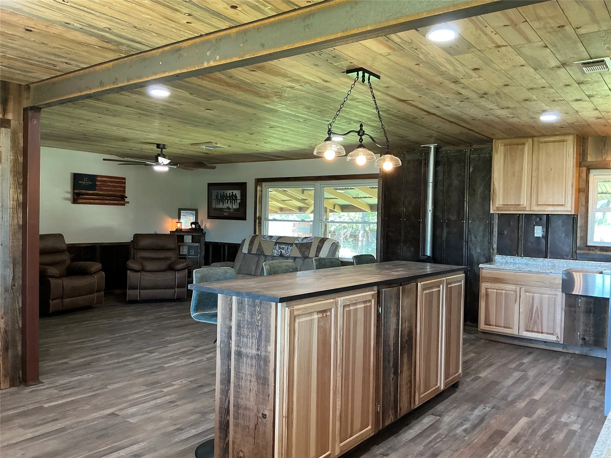 Farm For Sale in Comanche County , 3900 County Road 304a, Comanche, Texas 76442, 4 Bedroom, 3 Bathroom, Garage spaces, 1,650 Sqft, built in 1964, mls#21283708, Real Estate Agent in Comanche, Homes For Sale in Comanche county, Homes For Sale in Comanche, Realtor in Comanche Texas, Real Estate Brokerage Independent Realty Texas, Luminita Cordes Realtor