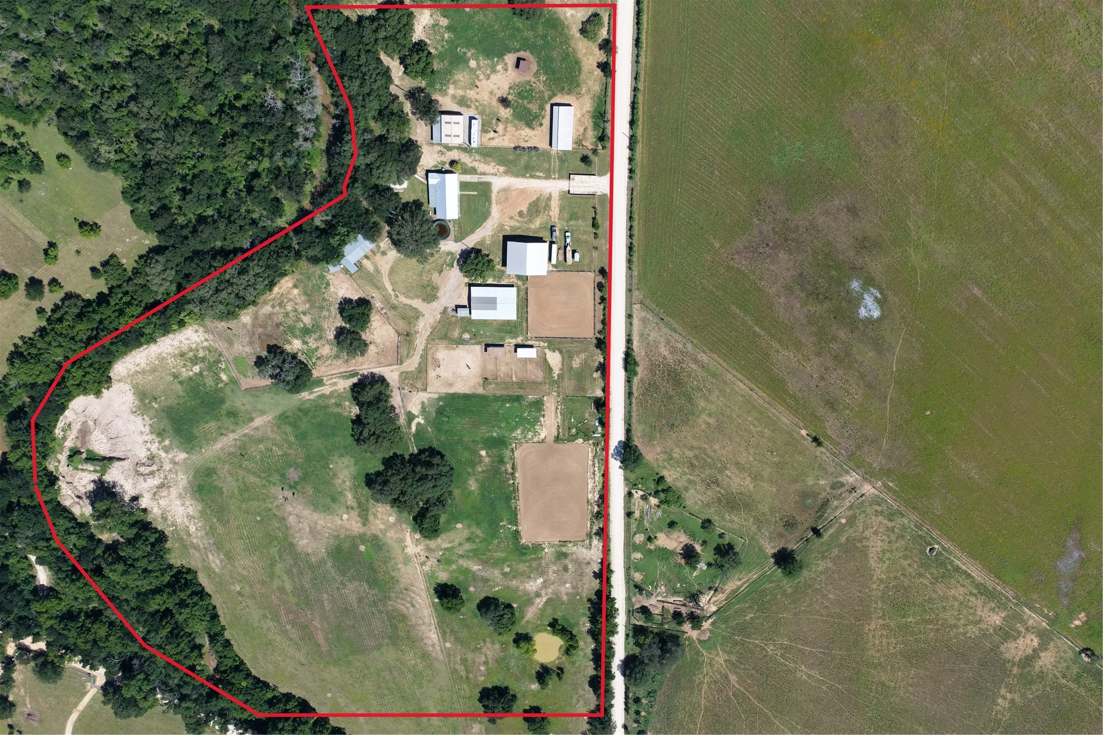 Farm For Sale in Comanche County , 3900 County Road 304a, Comanche, Texas 76442, 4 Bedroom, 3 Bathroom, Garage spaces, 1,650 Sqft, built in 1964, mls#21283708, Real Estate Agent in Comanche, Homes For Sale in Comanche county, Homes For Sale in Comanche, Realtor in Comanche Texas, Real Estate Brokerage Independent Realty Texas, Luminita Cordes Realtor