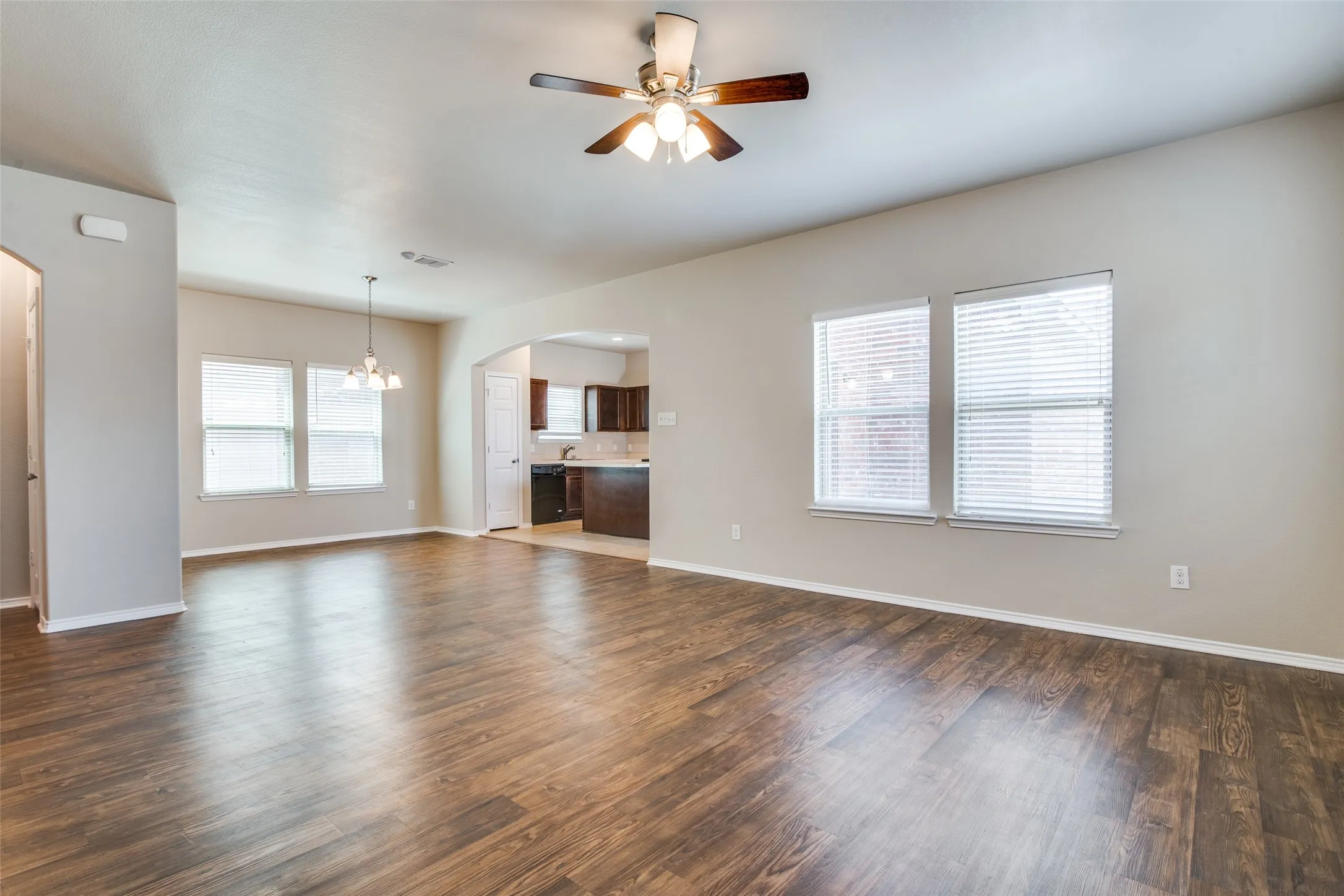 Single Family Residence For Rent in Hunt County , 1229 Land Oak Road, Royse City, Texas 75189, 4 Bedroom, 3 Bathroom, 2 Garage spaces, 1,893 Sqft, built in 2014, mls#21288036, Real Estate Agent in Royse City, Homes For Rent in Hunt county, Homes For Rent in Royse City, Realtor in Royse City Texas, Real Estate Brokerage Independent Realty Texas, Luminita Cordes Realtor