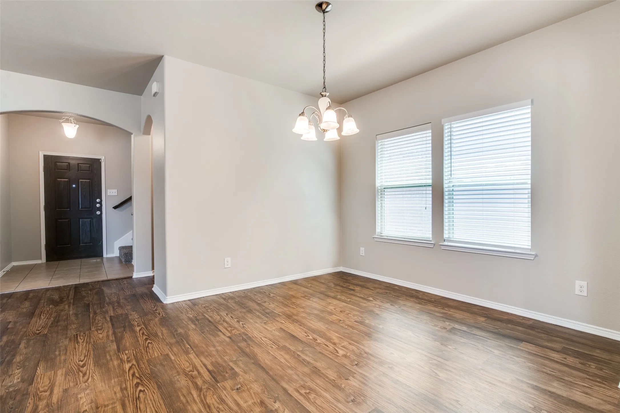 Single Family Residence For Rent in Hunt County , 1229 Land Oak Road, Royse City, Texas 75189, 4 Bedroom, 3 Bathroom, 2 Garage spaces, 1,893 Sqft, built in 2014, mls#21288036, Real Estate Agent in Royse City, Homes For Rent in Hunt county, Homes For Rent in Royse City, Realtor in Royse City Texas, Real Estate Brokerage Independent Realty Texas, Luminita Cordes Realtor
