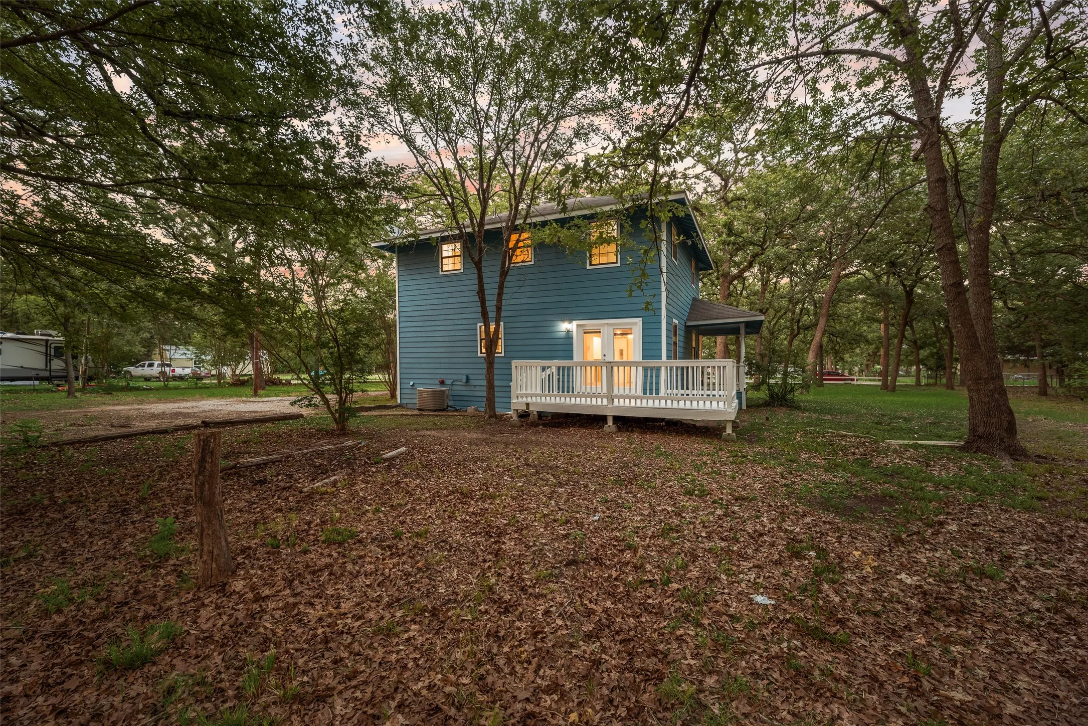 Single Family Residence For Sale in Hunt County , 7680 Private Road 2576, Quinlan, Texas 75474, 3 Bedroom, 3 Bathroom, Garage spaces, 1,656 Sqft, built in 1994, mls#21274988, Real Estate Agent in Quinlan, Homes For Sale in Hunt county, Homes For Sale in Quinlan, Realtor in Quinlan Texas, Real Estate Brokerage Independent Realty Texas, Luminita Cordes Realtor