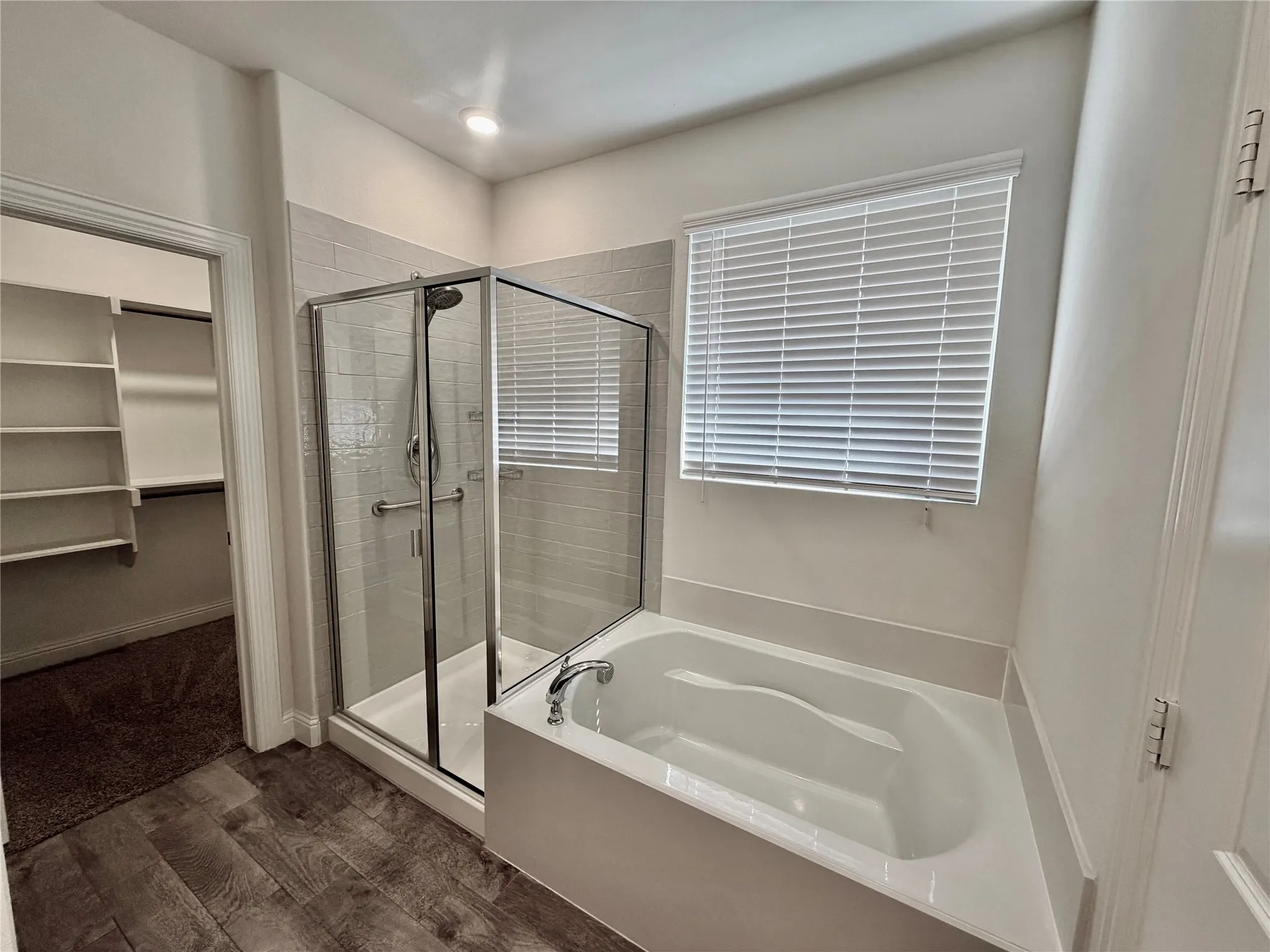 Single Family Residence For Rent in Kaufman County , 4175 Beamer Drive, Forney, Texas 75126, 4 Bedroom, 2 Bathroom, 2 Garage spaces, 1,830 Sqft, built in 2022, mls#21277303, Real Estate Agent in Forney, Homes For Rent in Kaufman county, Homes For Rent in Forney, Realtor in Forney Texas, Real Estate Brokerage Independent Realty Texas, Luminita Cordes Realtor