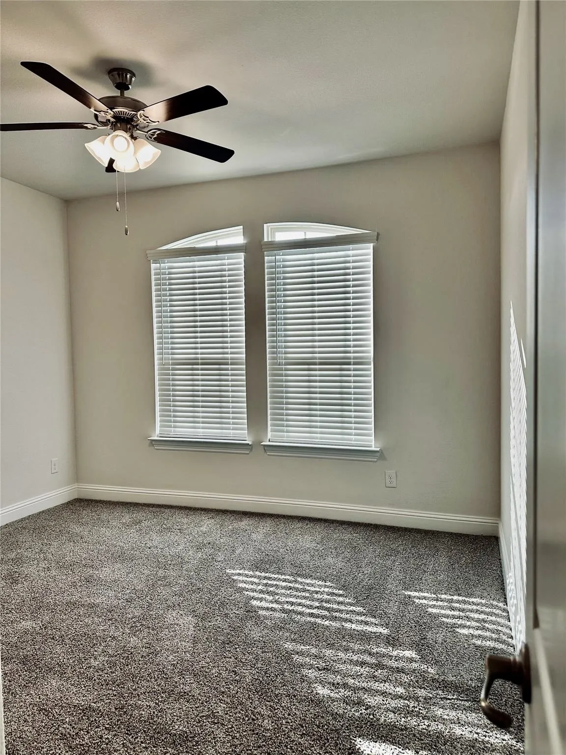 Single Family Residence For Rent in Kaufman County , 4175 Beamer Drive, Forney, Texas 75126, 4 Bedroom, 2 Bathroom, 2 Garage spaces, 1,830 Sqft, built in 2022, mls#21277303, Real Estate Agent in Forney, Homes For Rent in Kaufman county, Homes For Rent in Forney, Realtor in Forney Texas, Real Estate Brokerage Independent Realty Texas, Luminita Cordes Realtor