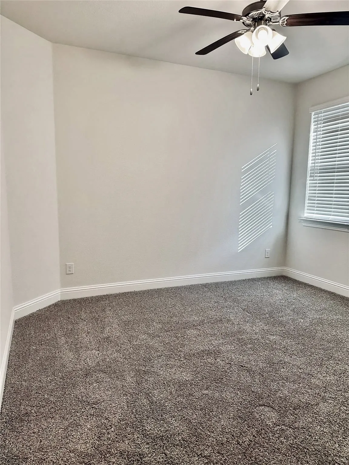 Single Family Residence For Rent in Kaufman County , 4175 Beamer Drive, Forney, Texas 75126, 4 Bedroom, 2 Bathroom, 2 Garage spaces, 1,830 Sqft, built in 2022, mls#21277303, Real Estate Agent in Forney, Homes For Rent in Kaufman county, Homes For Rent in Forney, Realtor in Forney Texas, Real Estate Brokerage Independent Realty Texas, Luminita Cordes Realtor