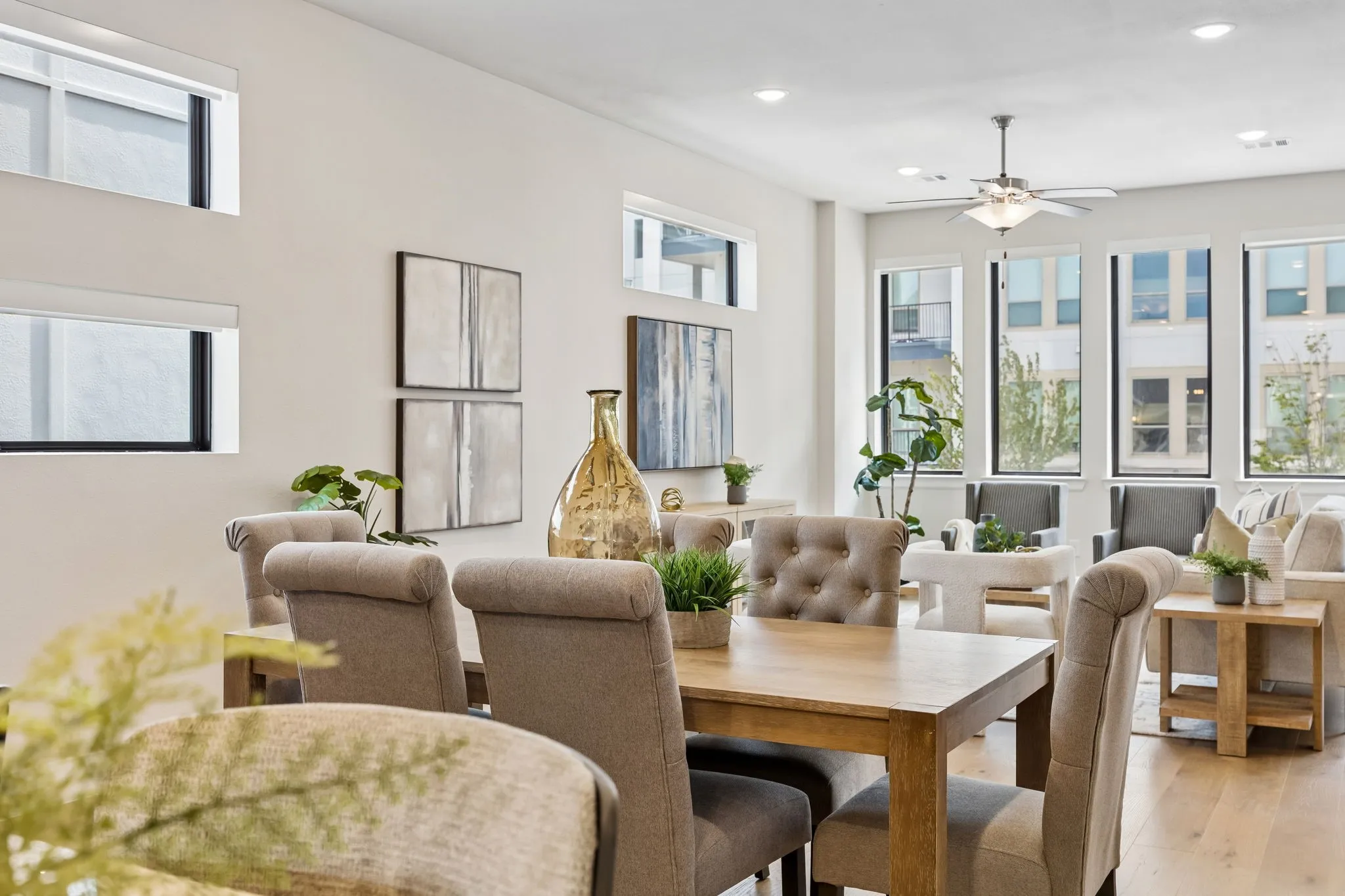 Dining Space Designed for Connection
Perfectly positioned between the kitchen and living area, the dining space offers a comfortable setting for everything from casual meals to special occasions.