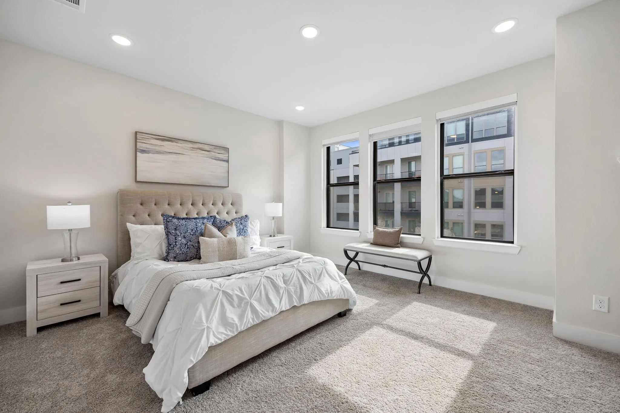 A Spacious Owner’s Retreat
Generous proportions, soft natural light, and room for additional seating create a comfortable escape at the end of the day.
