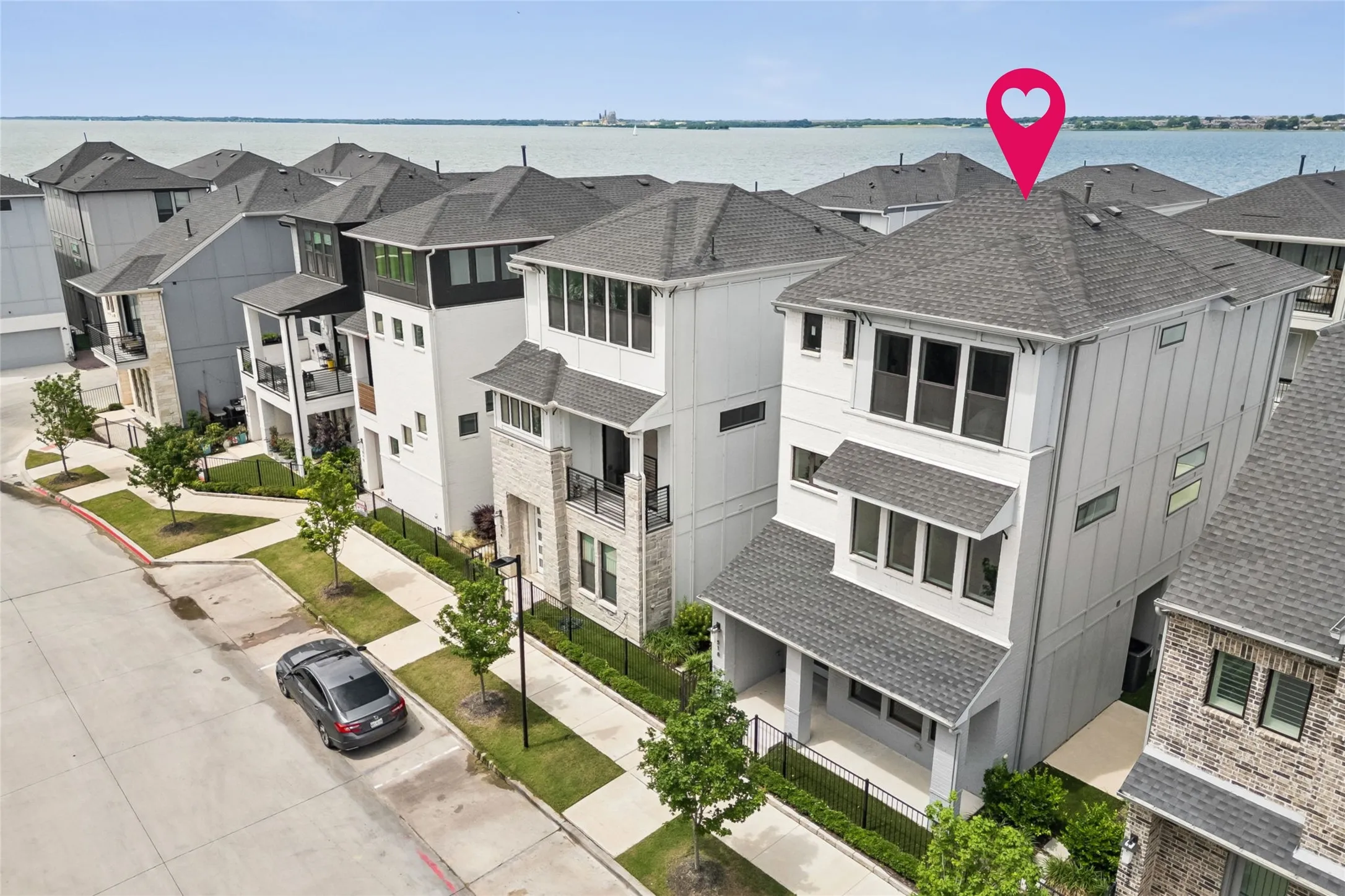 Modern Home in the Heart of Sapphire Bay
A rare opportunity to own in one of North Texas’ most exciting waterfront developments, surrounded by new construction and lakefront activity.
