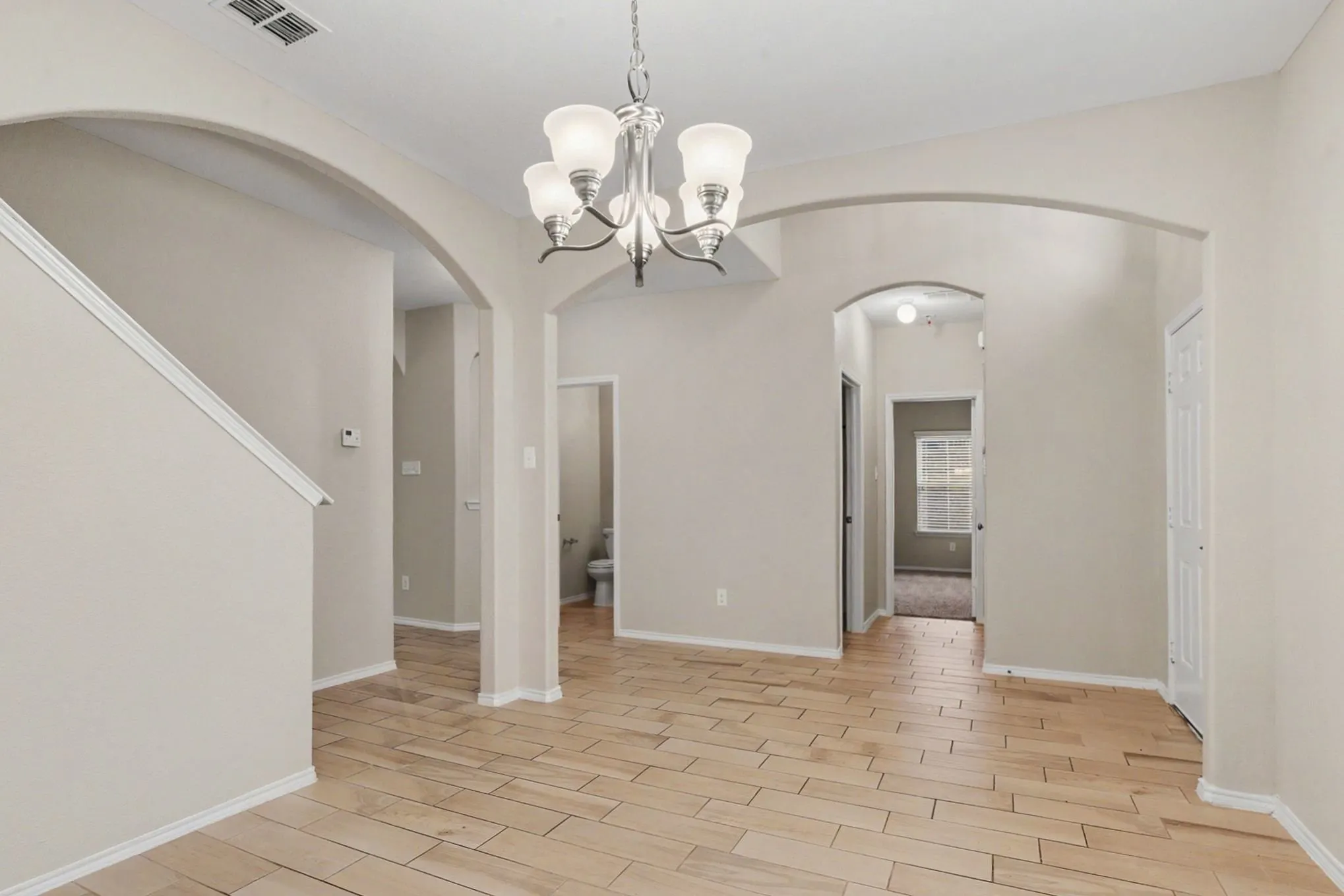 Single Family Residence For Sale in Rockwall County , 1009 N Churchill Drive, Fate, Texas 75189, 4 Bedroom, 3 Bathroom, 2 Garage spaces, 2,577 Sqft, built in 2018, mls#21280545, Real Estate Agent in Fate, Homes For Sale in Rockwall county, Homes For Sale in Fate, Realtor in Fate Texas, Real Estate Brokerage Independent Realty Texas, Luminita Cordes Realtor