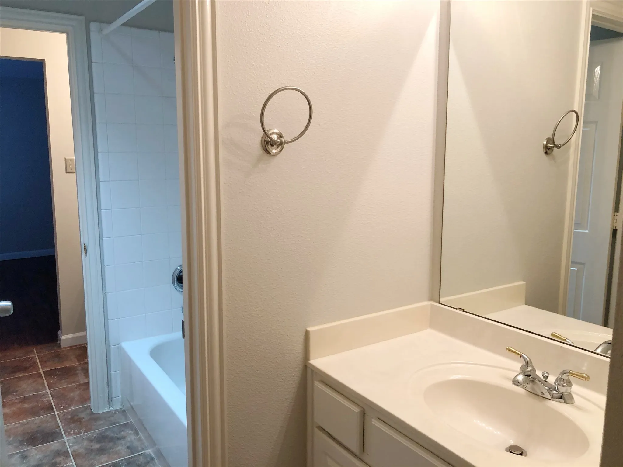 Single Family Residence For Rent in Collin County , 6417 Calloway Drive, Mc Kinney, Texas 75070, 4 Bedroom, 4 Bathroom, 2 Garage spaces, 3,023 Sqft, built in 2001, mls#21288099, Real Estate Agent in Mc Kinney, Homes For Rent in Collin county, Homes For Rent in Mc Kinney, Realtor in Mc Kinney Texas, Real Estate Brokerage Independent Realty Texas, Luminita Cordes Realtor