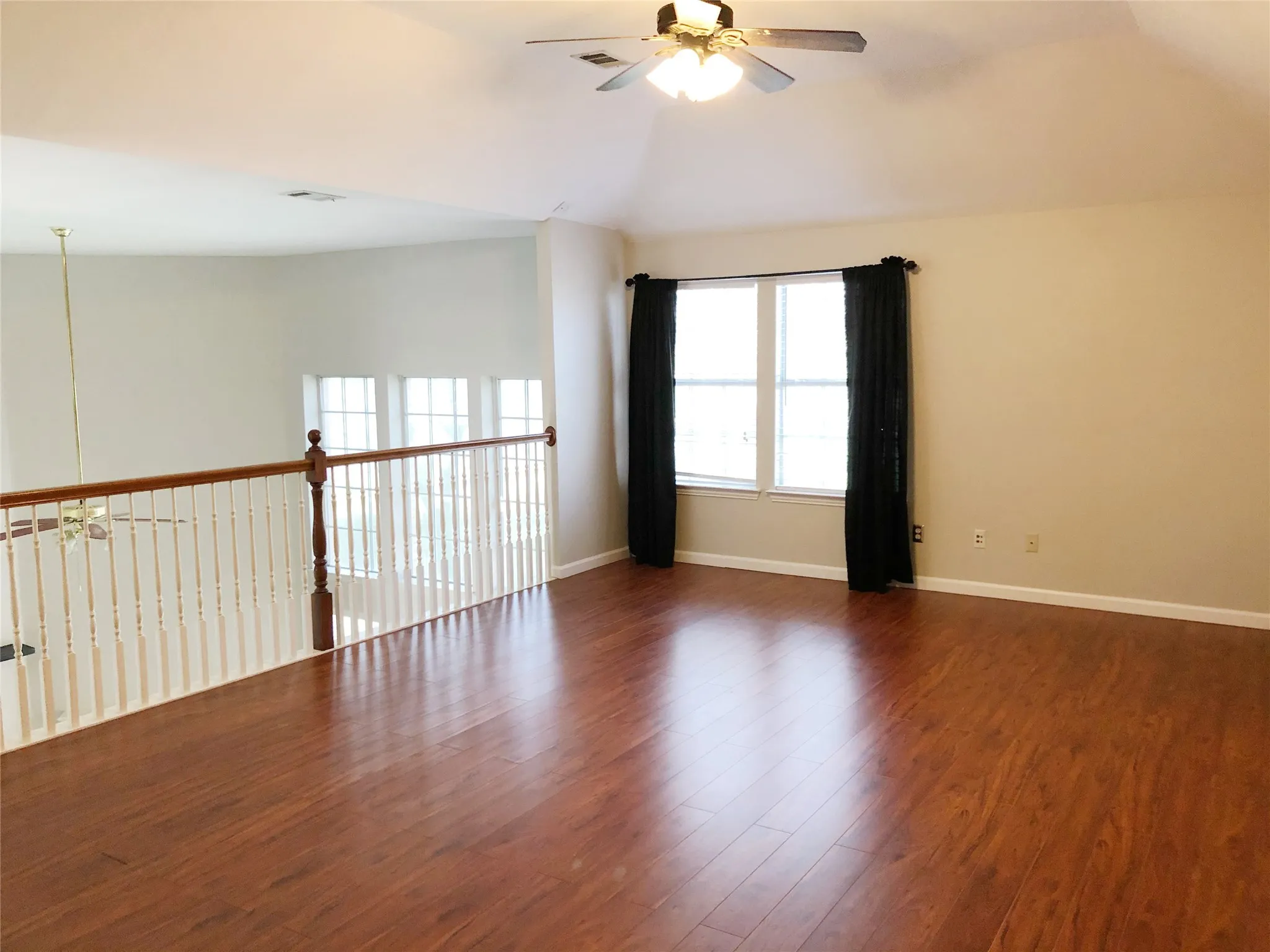 Single Family Residence For Rent in Collin County , 6417 Calloway Drive, Mc Kinney, Texas 75070, 4 Bedroom, 4 Bathroom, 2 Garage spaces, 3,023 Sqft, built in 2001, mls#21288099, Real Estate Agent in Mc Kinney, Homes For Rent in Collin county, Homes For Rent in Mc Kinney, Realtor in Mc Kinney Texas, Real Estate Brokerage Independent Realty Texas, Luminita Cordes Realtor