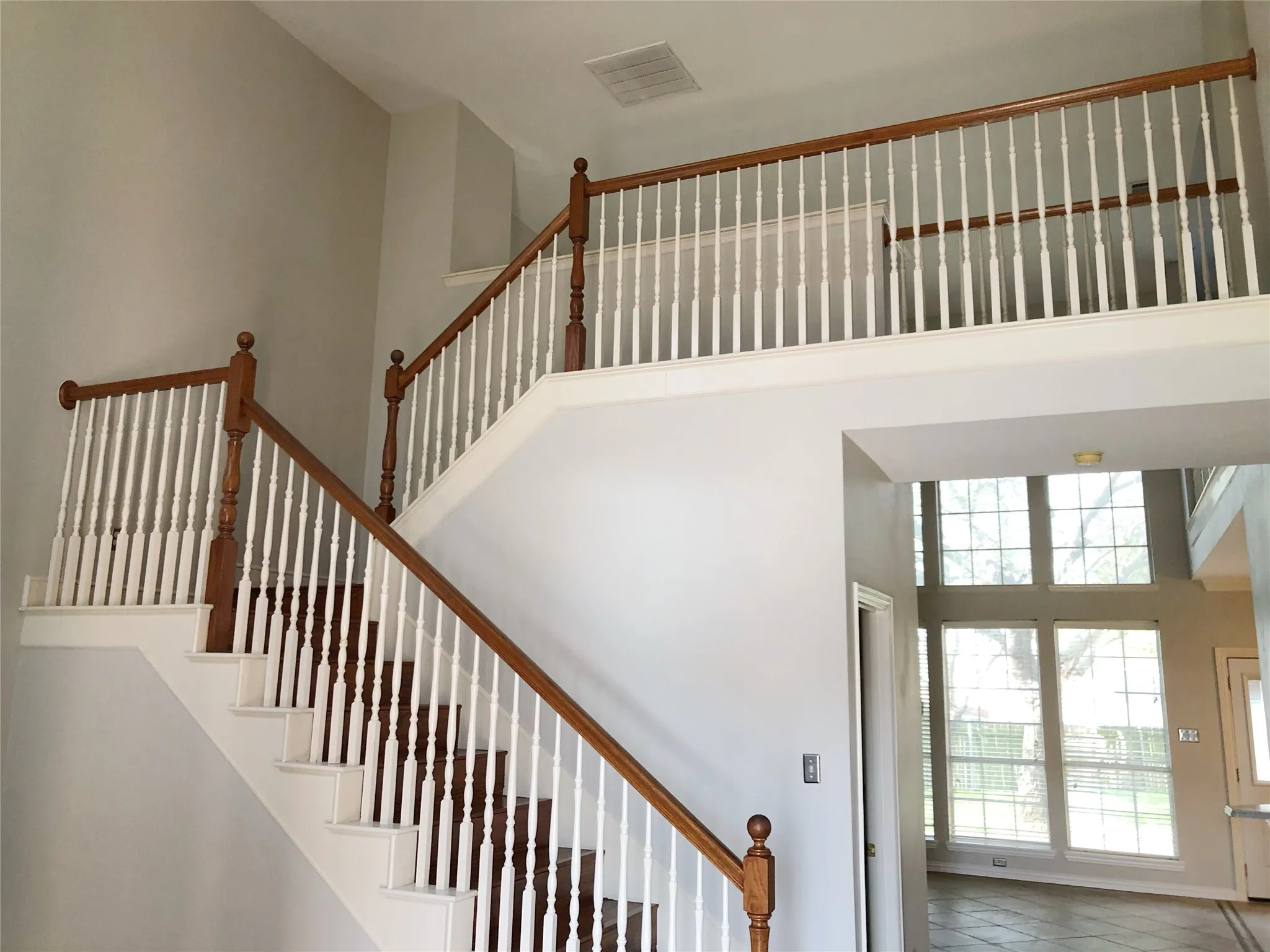 Single Family Residence For Rent in Collin County , 6417 Calloway Drive, Mc Kinney, Texas 75070, 4 Bedroom, 4 Bathroom, 2 Garage spaces, 3,023 Sqft, built in 2001, mls#21288099, Real Estate Agent in Mc Kinney, Homes For Rent in Collin county, Homes For Rent in Mc Kinney, Realtor in Mc Kinney Texas, Real Estate Brokerage Independent Realty Texas, Luminita Cordes Realtor