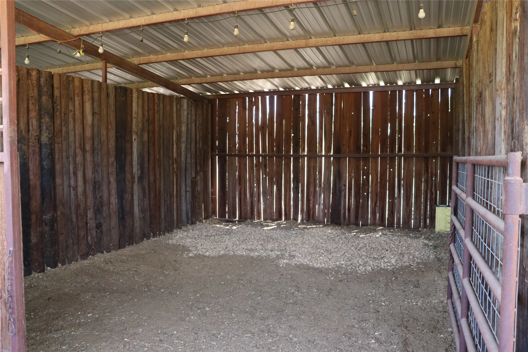 Ranch For Sale in Comanche County , 3900 County Road 304, Comanche, Texas 76442, 0, 0, Garage spaces, 0 Sqft, built in 1964, mls#21288102, Real Estate Agent in Comanche, Homes For Sale in Comanche county, Homes For Sale in Comanche, Realtor in Comanche Texas, Real Estate Brokerage Independent Realty Texas, Luminita Cordes Realtor