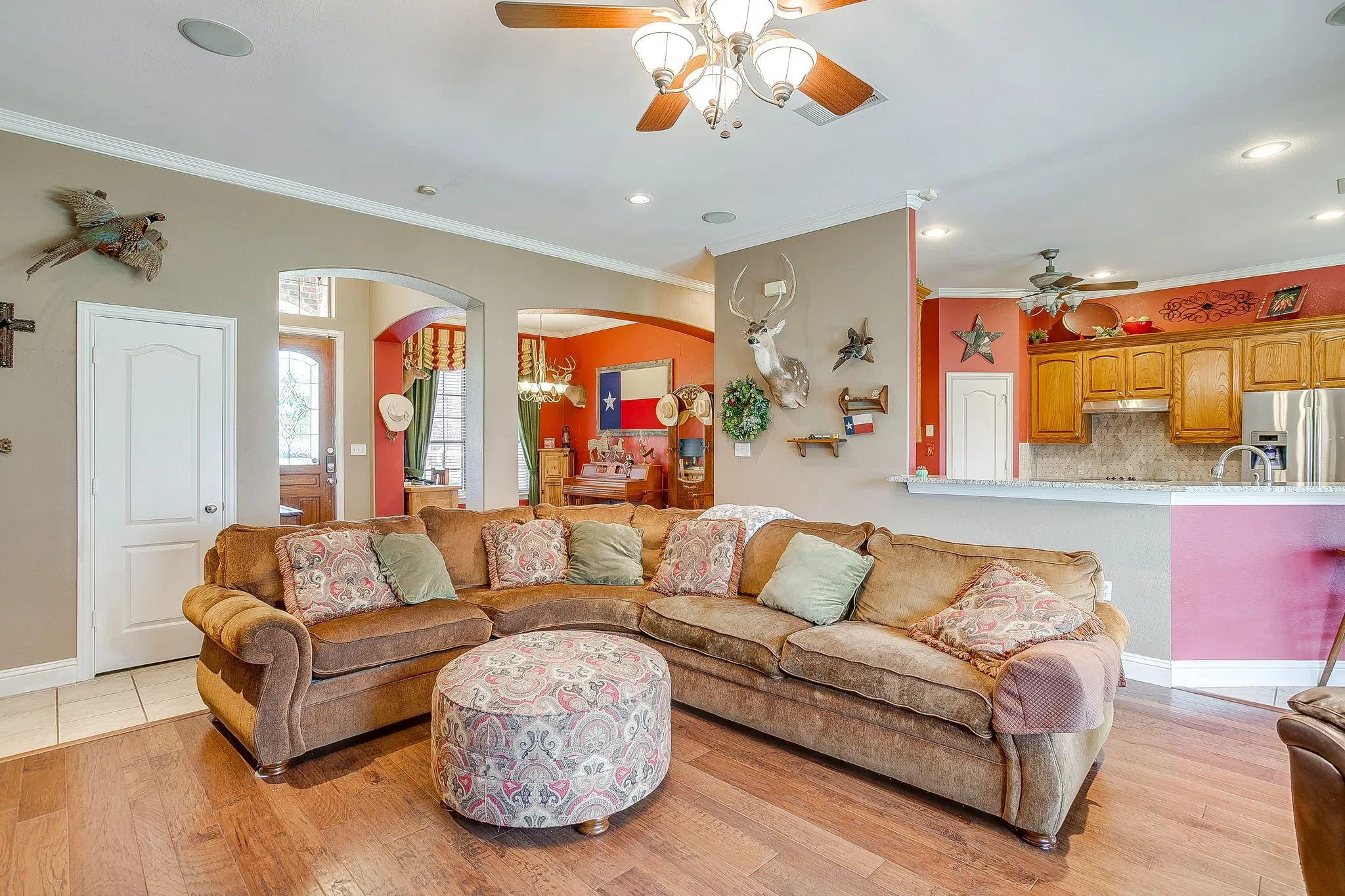 Single Family Residence For Sale in Tarrant County , 709 Lonesome Prairie Trail, Haslet, Texas 76052, 4 Bedroom, 2 Bathroom, 3 Garage spaces, 2,234 Sqft, built in 2002, mls#21288101, Real Estate Agent in Haslet, Homes For Sale in Tarrant county, Homes For Sale in Haslet, Realtor in Haslet Texas, Real Estate Brokerage Independent Realty Texas, Luminita Cordes Realtor