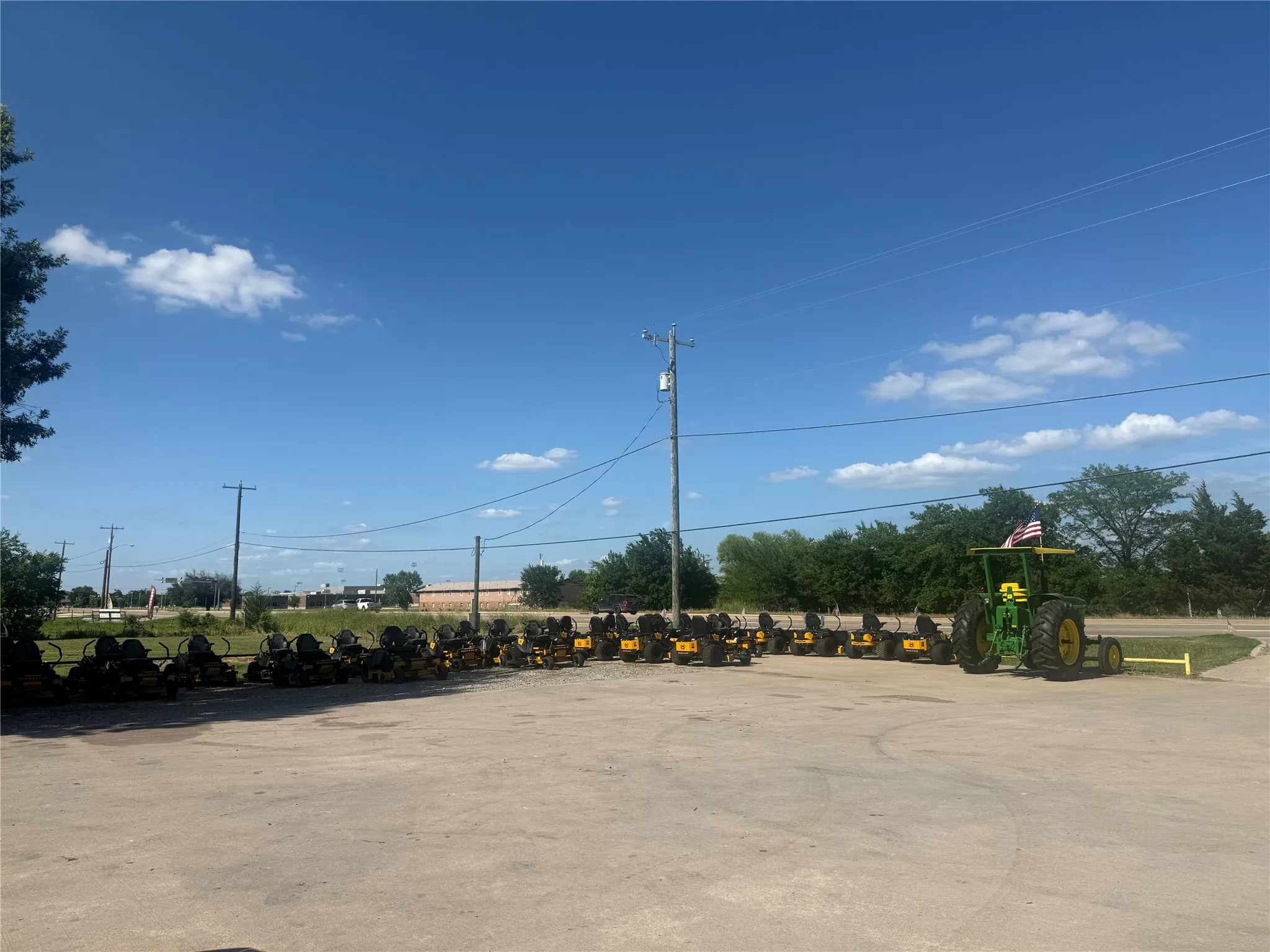 Retail For Sale in Fannin County , 1521 N State Highway 121, Bonham, Texas 75418, 0, 0, Garage spaces, 0 Sqft, built in 2015, mls#21285361, Real Estate Agent in Bonham, Homes For Sale in Fannin county, Homes For Sale in Bonham, Realtor in Bonham Texas, Real Estate Brokerage Independent Realty Texas, Luminita Cordes Realtor
