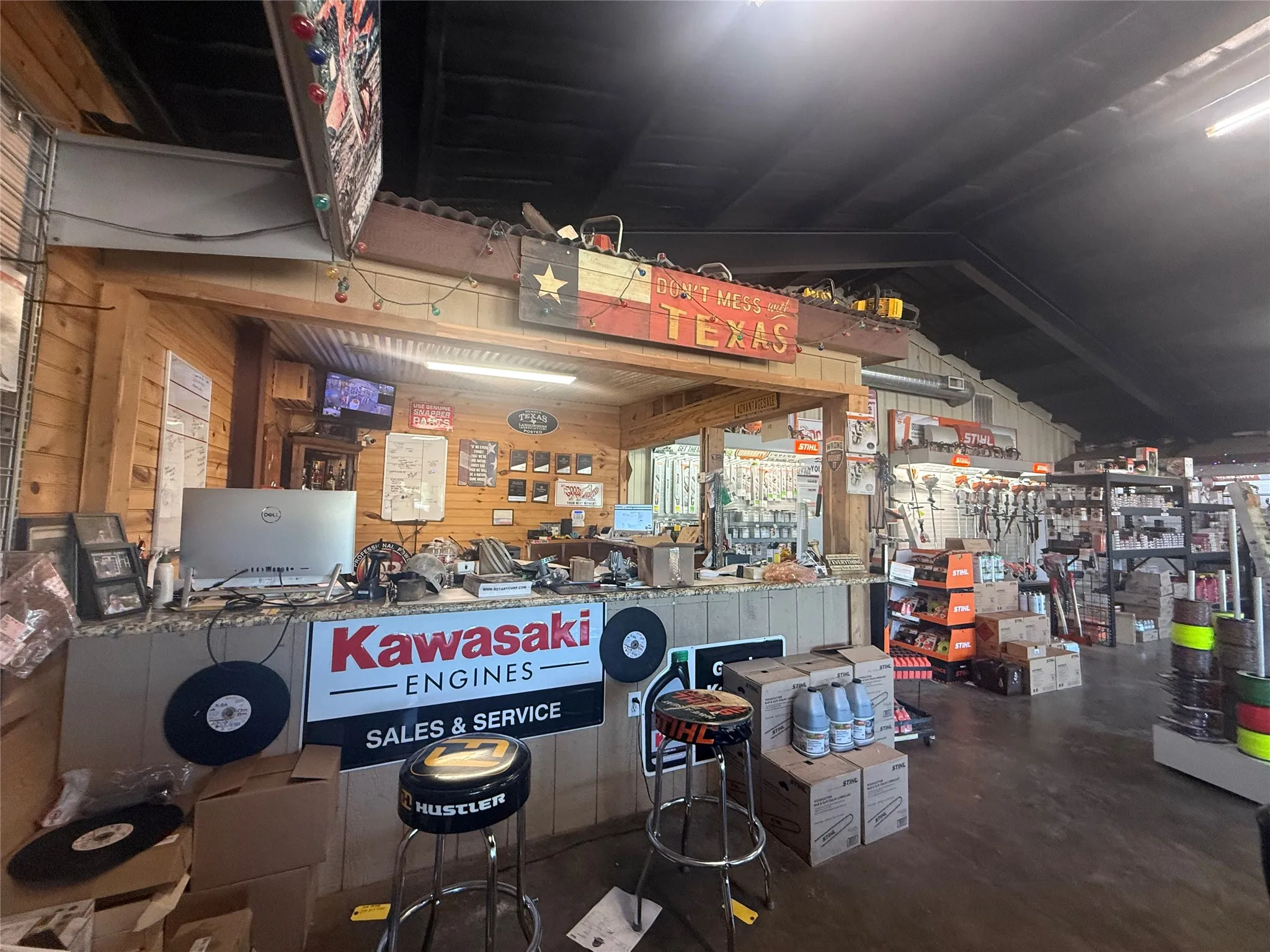 Retail For Sale in Fannin County , 1521 N State Highway 121, Bonham, Texas 75418, 0, 0, Garage spaces, 0 Sqft, built in 2015, mls#21285361, Real Estate Agent in Bonham, Homes For Sale in Fannin county, Homes For Sale in Bonham, Realtor in Bonham Texas, Real Estate Brokerage Independent Realty Texas, Luminita Cordes Realtor