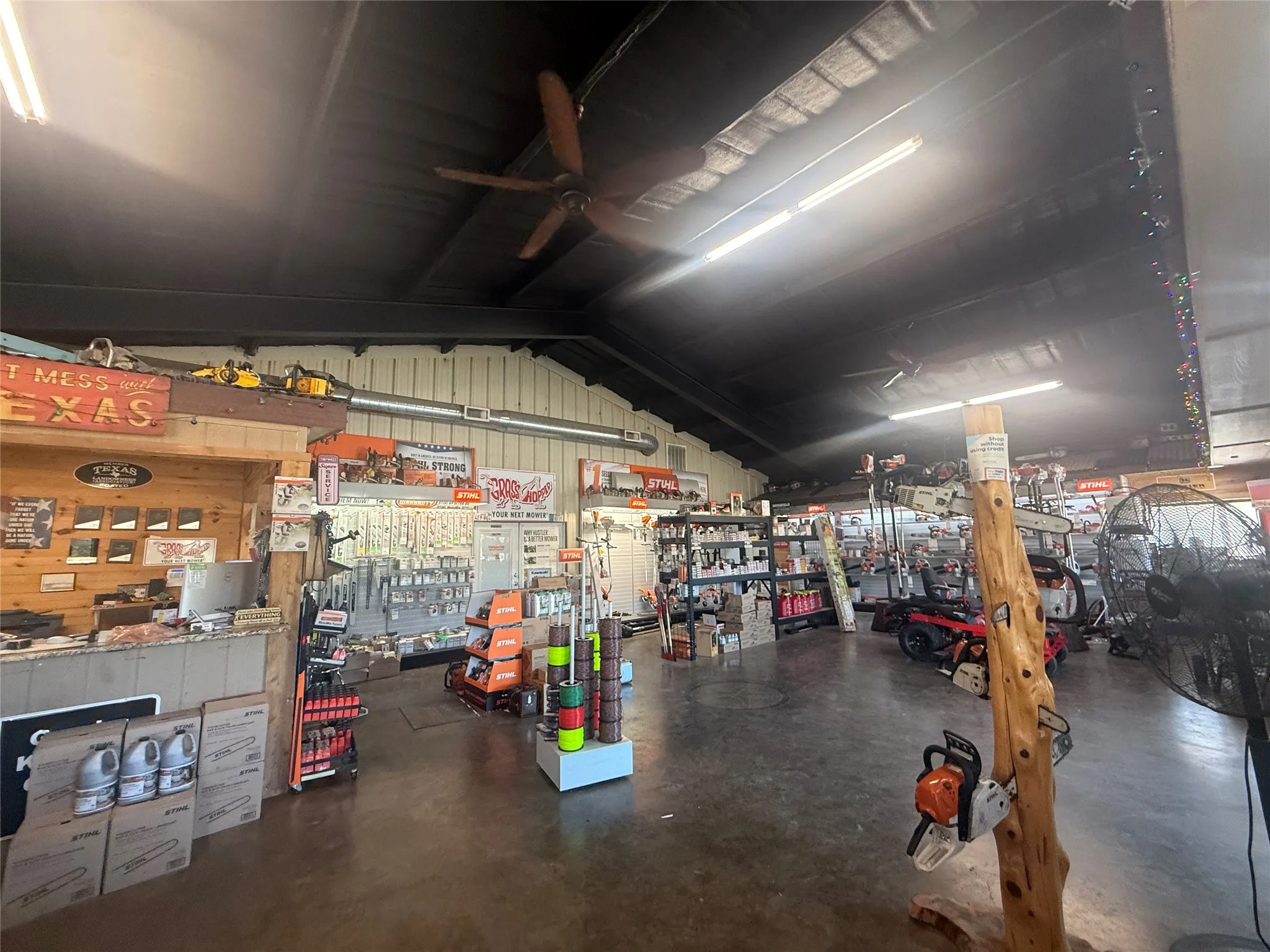 Retail For Sale in Fannin County , 1521 N State Highway 121, Bonham, Texas 75418, 0, 0, Garage spaces, 0 Sqft, built in 2015, mls#21285361, Real Estate Agent in Bonham, Homes For Sale in Fannin county, Homes For Sale in Bonham, Realtor in Bonham Texas, Real Estate Brokerage Independent Realty Texas, Luminita Cordes Realtor