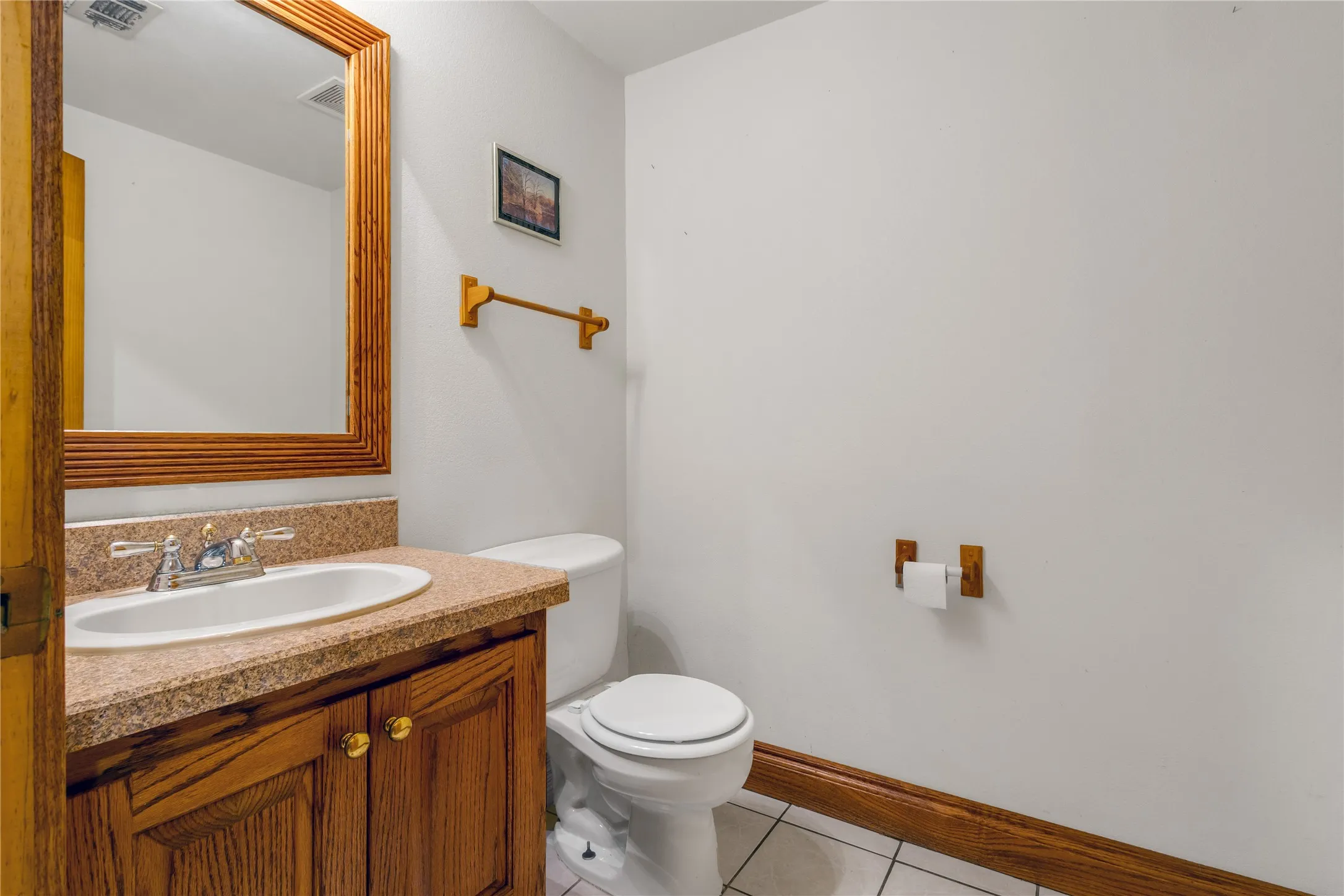 Single Family Residence For Sale in Wood County , 660 County Road 1503, Alba, Texas 75410, 3 Bedroom, 3 Bathroom, 4 Garage spaces, 3,044 Sqft, built in 2002, Price $699,000, mls#21287929, Real Estate Agent in Alba, Homes For Sale in Wood county, Homes For Sale in Alba, Realtor in Alba Texas, Real Estate Brokerage Independent Realty Texas, Luminita Cordes Realtor