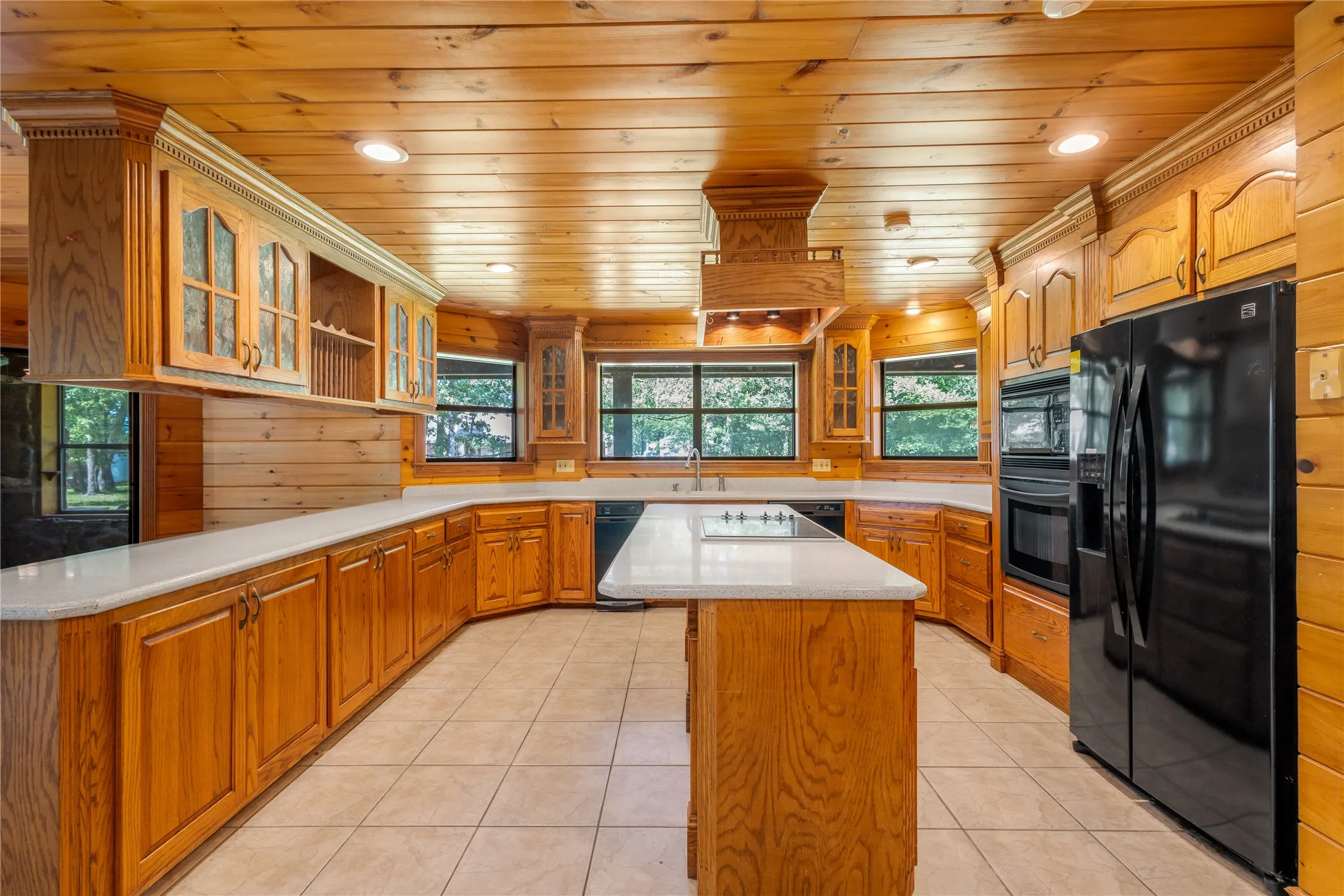 Single Family Residence For Sale in Wood County , 660 County Road 1503, Alba, Texas 75410, 3 Bedroom, 3 Bathroom, 4 Garage spaces, 3,044 Sqft, built in 2002, Price $699,000, mls#21287929, Real Estate Agent in Alba, Homes For Sale in Wood county, Homes For Sale in Alba, Realtor in Alba Texas, Real Estate Brokerage Independent Realty Texas, Luminita Cordes Realtor