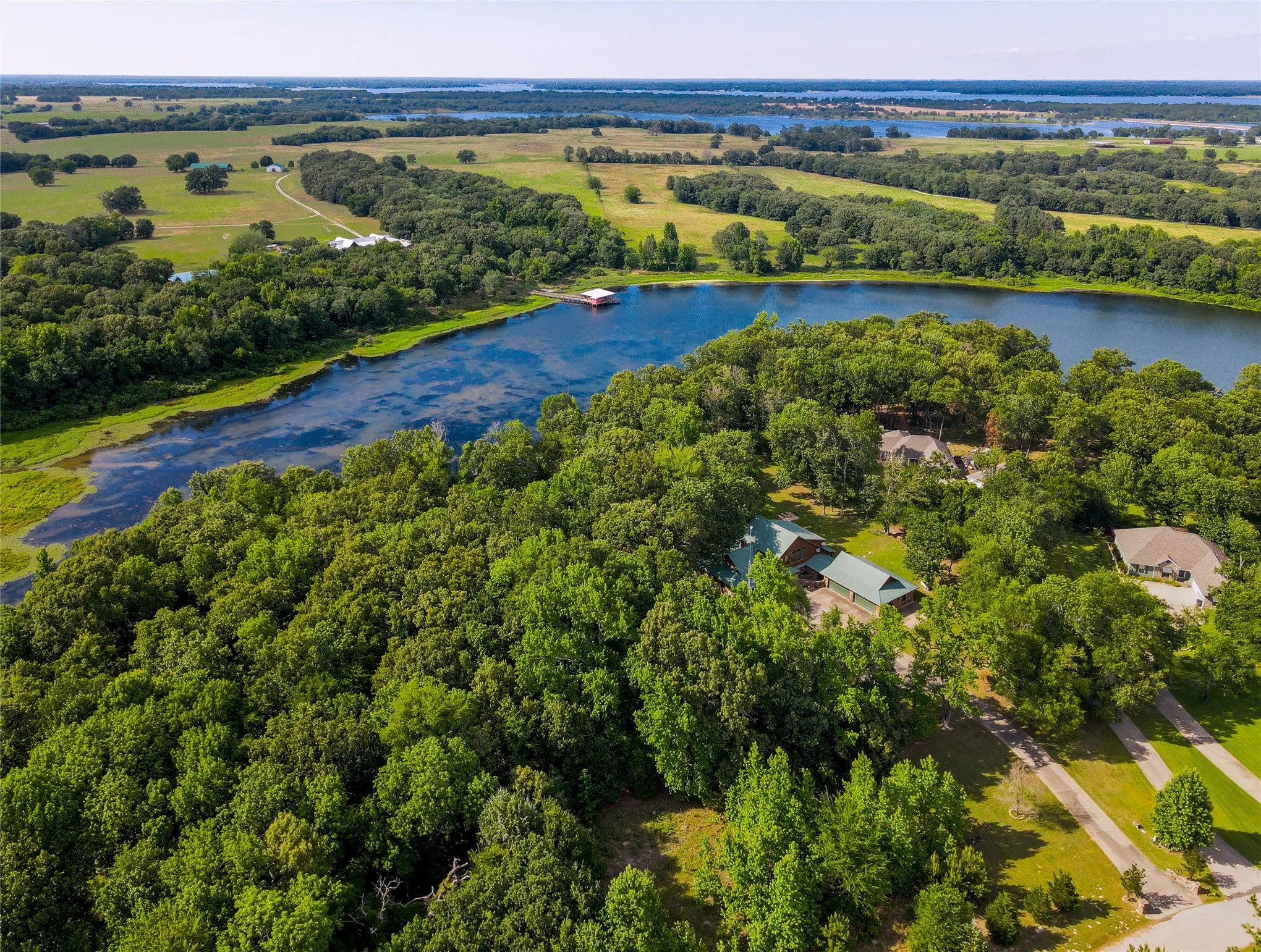Single Family Residence For Sale in Wood County , 660 County Road 1503, Alba, Texas 75410, 3 Bedroom, 3 Bathroom, 4 Garage spaces, 3,044 Sqft, built in 2002, Price $699,000, mls#21287929, Real Estate Agent in Alba, Homes For Sale in Wood county, Homes For Sale in Alba, Realtor in Alba Texas, Real Estate Brokerage Independent Realty Texas, Luminita Cordes Realtor