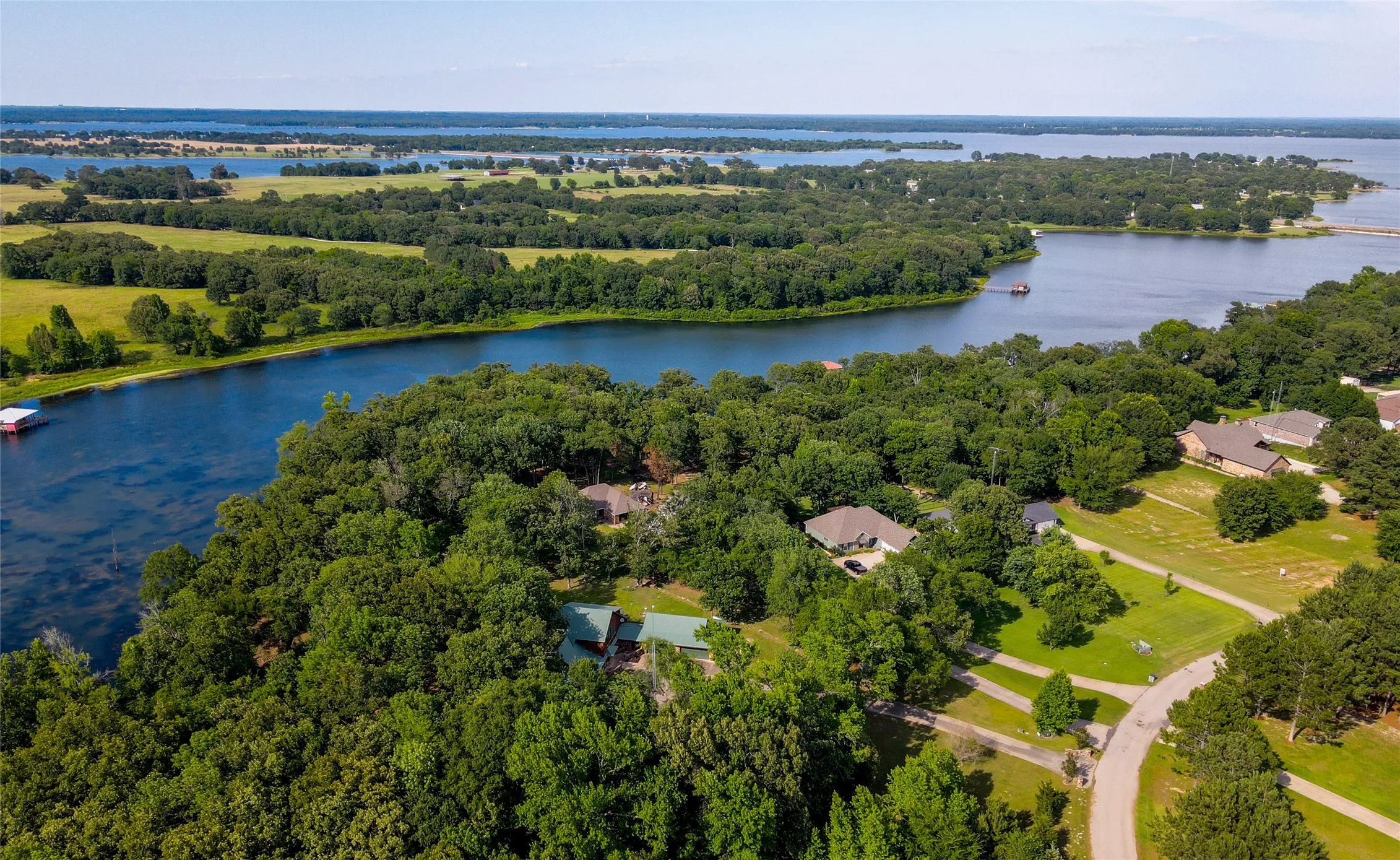 Single Family Residence For Sale in Wood County , 660 County Road 1503, Alba, Texas 75410, 3 Bedroom, 3 Bathroom, 4 Garage spaces, 3,044 Sqft, built in 2002, Price $699,000, mls#21287929, Real Estate Agent in Alba, Homes For Sale in Wood county, Homes For Sale in Alba, Realtor in Alba Texas, Real Estate Brokerage Independent Realty Texas, Luminita Cordes Realtor