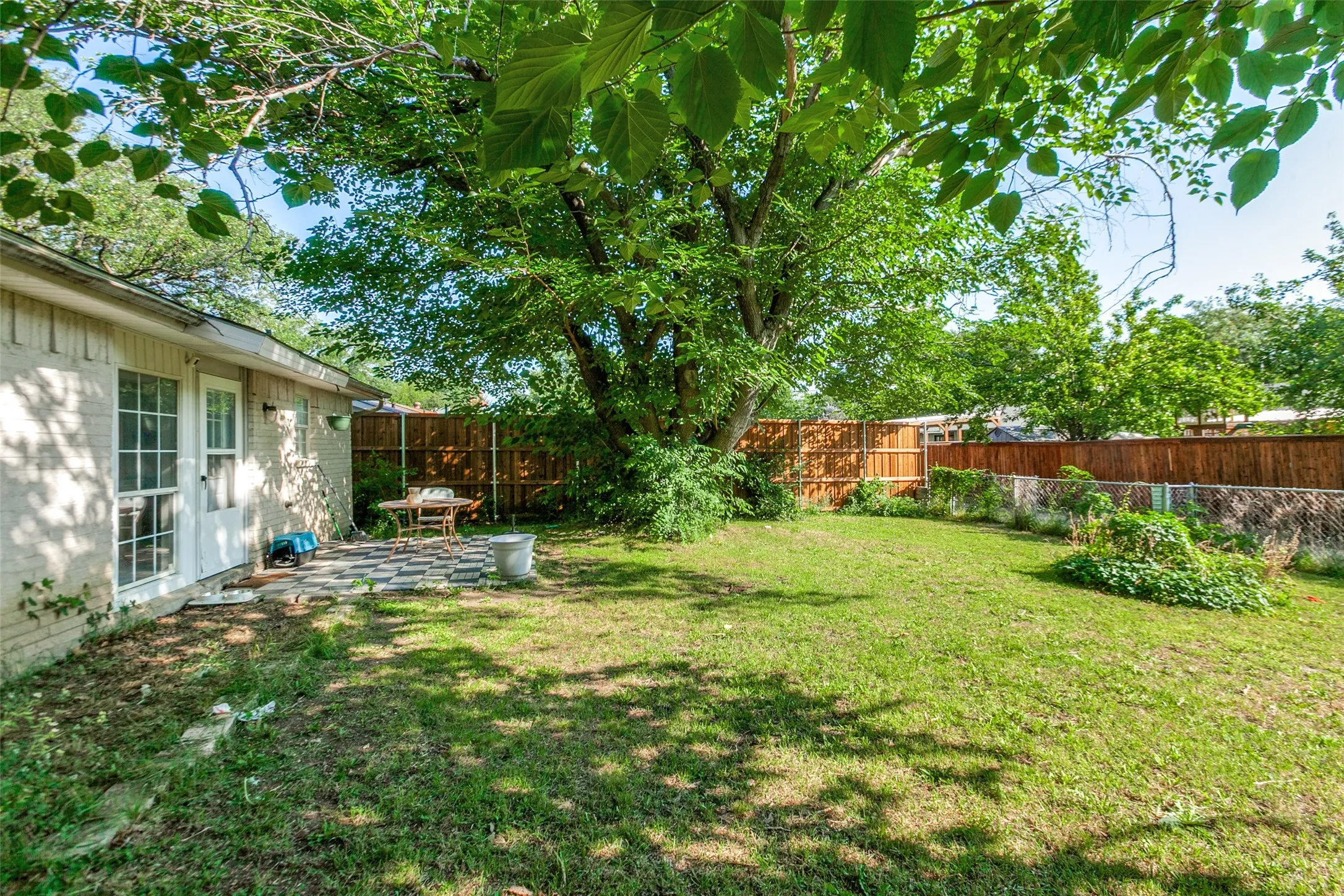 Single Family Residence For Sale in Collin County , 3304 Westminster Drive, Plano, Texas 75074, 3 Bedrooms, 2 Bathrooms, 1 Garage spaces, 1,313 Sqft, built in 1971, Price $315,000, mls#21288148, Real Estate Agent in Plano, Homes For Sale in Collin county, Homes For Sale in Plano, Realtor in Plano Texas, Real Estate Brokerage Independent Realty Texas, Luminita Cordes Realtor