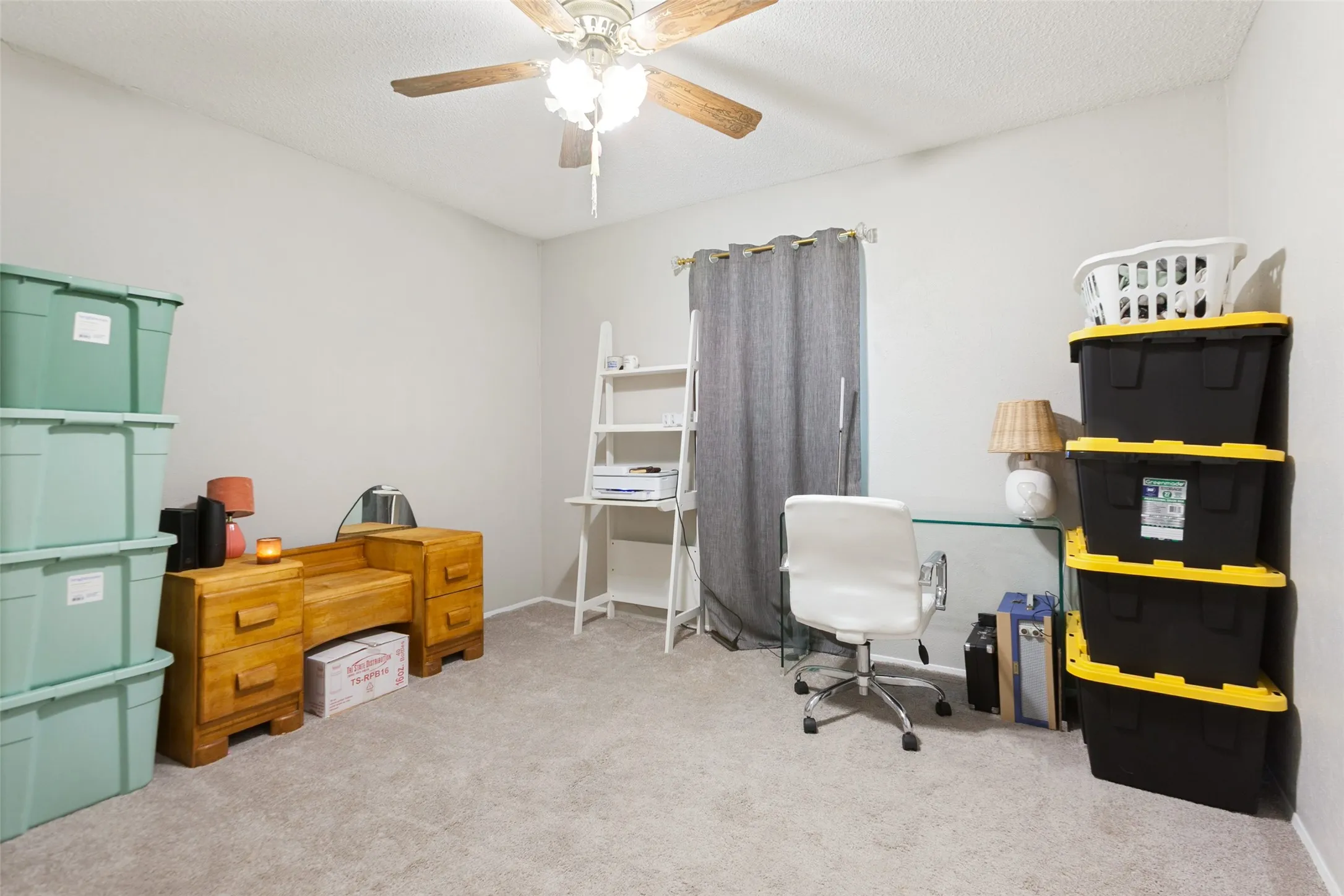 Single Family Residence For Sale in Collin County , 3304 Westminster Drive, Plano, Texas 75074, 3 Bedrooms, 2 Bathrooms, 1 Garage spaces, 1,313 Sqft, built in 1971, Price $315,000, mls#21288148, Real Estate Agent in Plano, Homes For Sale in Collin county, Homes For Sale in Plano, Realtor in Plano Texas, Real Estate Brokerage Independent Realty Texas, Luminita Cordes Realtor