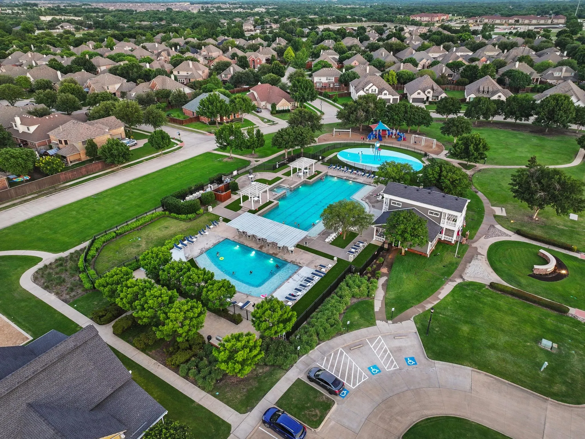 Single Family Residence For Sale in Collin County , 3500 Jersey Road, Melissa, Texas 75454, 5 Bedroom, 4 Bathroom, 3 Garage spaces, 3,687 Sqft, built in 2017, mls#21281064, Real Estate Agent in Melissa, Homes For Sale in Collin county, Homes For Sale in Melissa, Realtor in Melissa Texas, Real Estate Brokerage Independent Realty Texas, Luminita Cordes Realtor