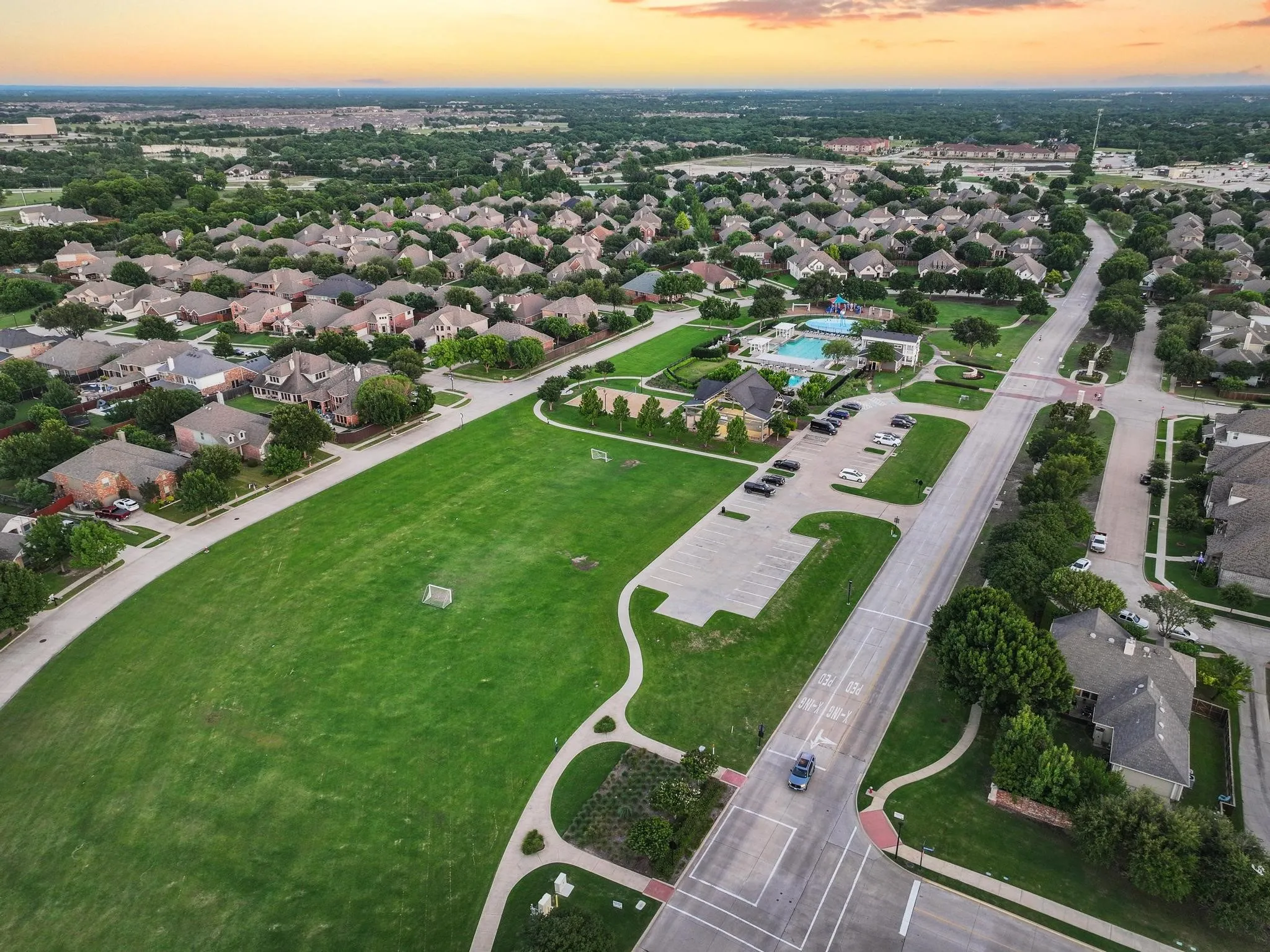 Single Family Residence For Sale in Collin County , 3500 Jersey Road, Melissa, Texas 75454, 5 Bedroom, 4 Bathroom, 3 Garage spaces, 3,687 Sqft, built in 2017, mls#21281064, Real Estate Agent in Melissa, Homes For Sale in Collin county, Homes For Sale in Melissa, Realtor in Melissa Texas, Real Estate Brokerage Independent Realty Texas, Luminita Cordes Realtor