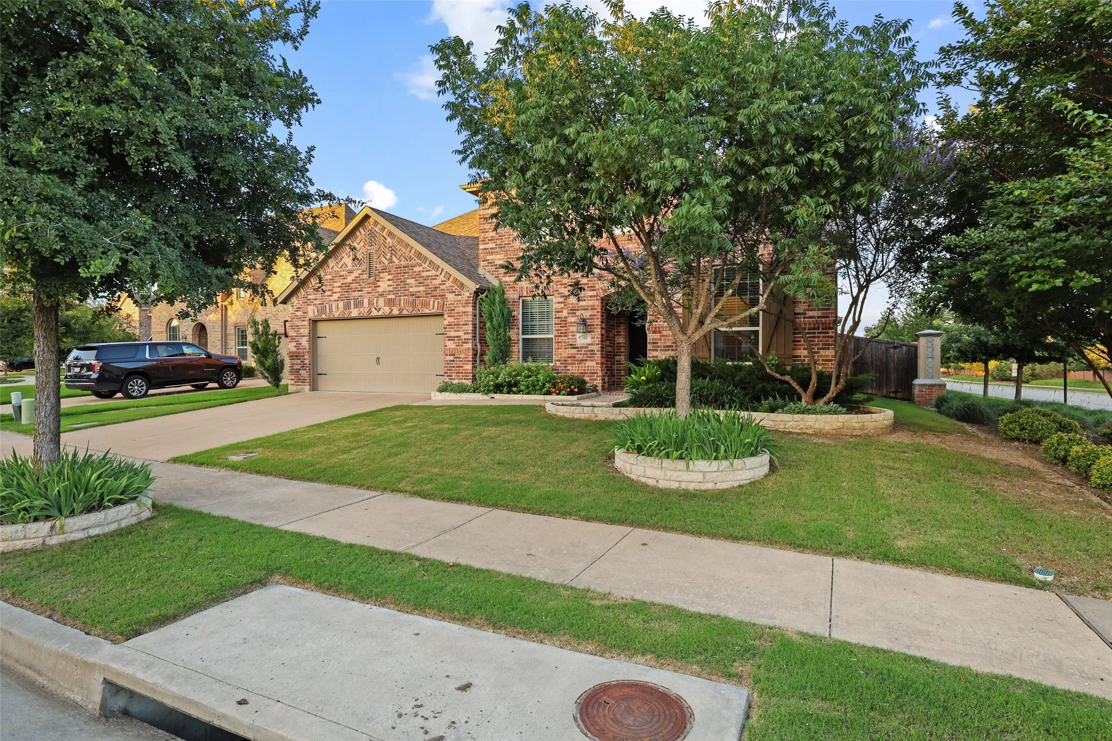 Single Family Residence For Sale in Collin County , 3500 Jersey Road, Melissa, Texas 75454, 5 Bedroom, 4 Bathroom, 3 Garage spaces, 3,687 Sqft, built in 2017, mls#21281064, Real Estate Agent in Melissa, Homes For Sale in Collin county, Homes For Sale in Melissa, Realtor in Melissa Texas, Real Estate Brokerage Independent Realty Texas, Luminita Cordes Realtor