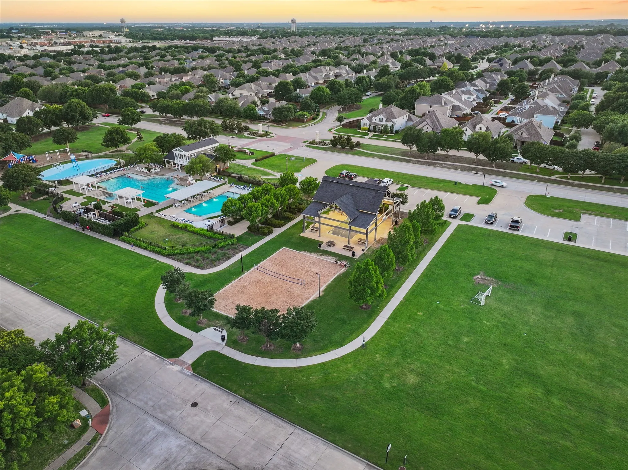 Single Family Residence For Sale in Collin County , 3500 Jersey Road, Melissa, Texas 75454, 5 Bedroom, 4 Bathroom, 3 Garage spaces, 3,687 Sqft, built in 2017, mls#21281064, Real Estate Agent in Melissa, Homes For Sale in Collin county, Homes For Sale in Melissa, Realtor in Melissa Texas, Real Estate Brokerage Independent Realty Texas, Luminita Cordes Realtor