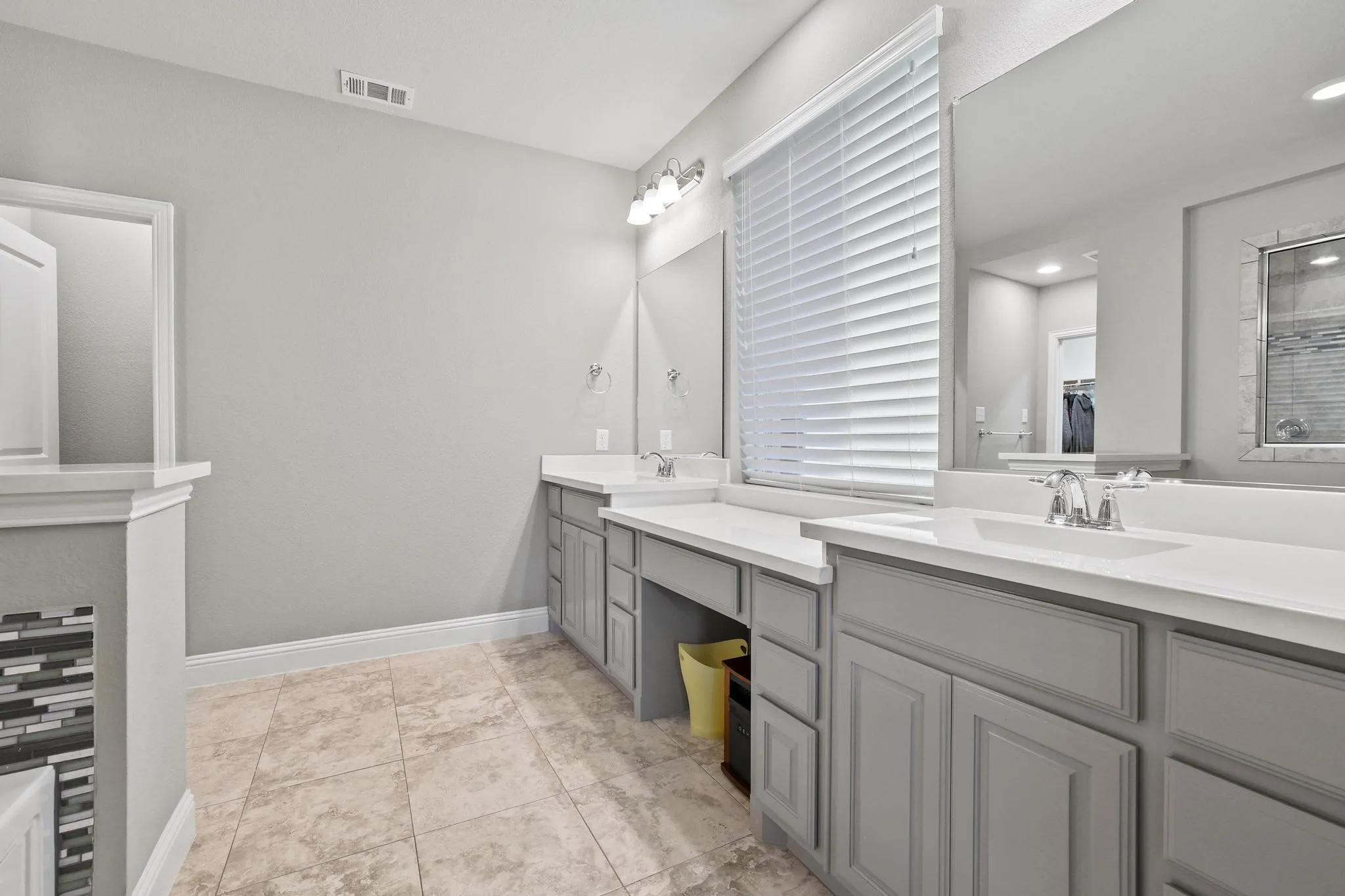 Single Family Residence For Sale in Collin County , 3500 Jersey Road, Melissa, Texas 75454, 5 Bedroom, 4 Bathroom, 3 Garage spaces, 3,687 Sqft, built in 2017, mls#21281064, Real Estate Agent in Melissa, Homes For Sale in Collin county, Homes For Sale in Melissa, Realtor in Melissa Texas, Real Estate Brokerage Independent Realty Texas, Luminita Cordes Realtor