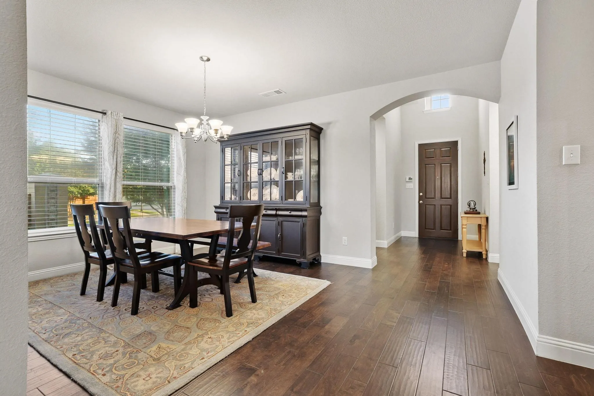 Single Family Residence For Sale in Collin County , 3500 Jersey Road, Melissa, Texas 75454, 5 Bedroom, 4 Bathroom, 3 Garage spaces, 3,687 Sqft, built in 2017, mls#21281064, Real Estate Agent in Melissa, Homes For Sale in Collin county, Homes For Sale in Melissa, Realtor in Melissa Texas, Real Estate Brokerage Independent Realty Texas, Luminita Cordes Realtor
