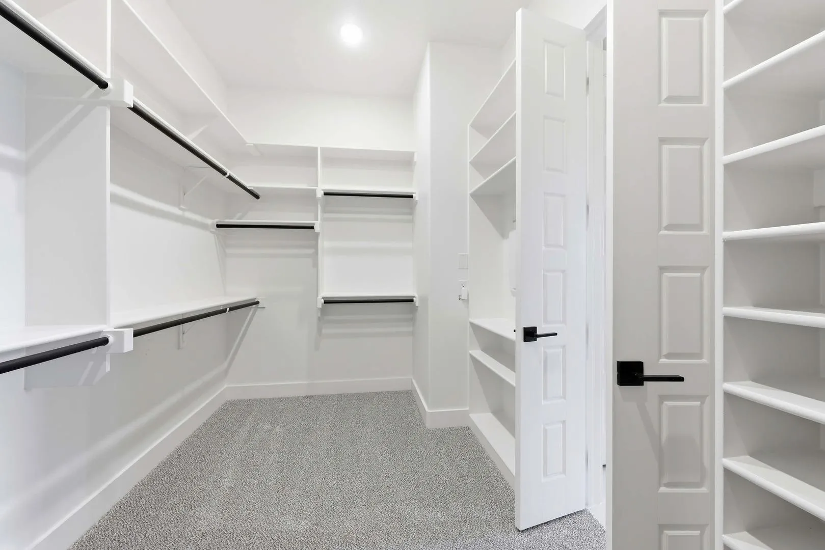 Ladera_Wylie_1603_Vista_Azul_Lane_vacant-15