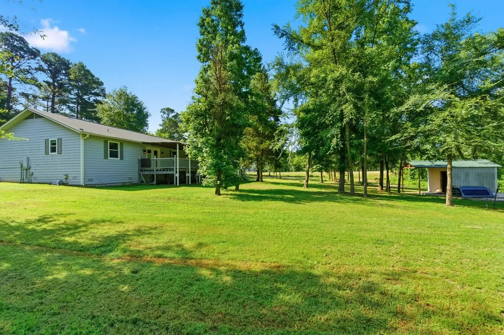 Single Family Residence For Sale in Franklin (TX) County , 85 SE CR 4305, Scroggins, Texas 75480, 3 Bedroom, 2 Bathroom, 4 Garage spaces, 1,792 Sqft, built in 2016, mls#21288255, Real Estate Agent in Scroggins, Homes For Sale in Franklin (TX) county, Homes For Sale in Scroggins, Realtor in Scroggins Texas, Real Estate Brokerage Independent Realty Texas, Luminita Cordes Realtor