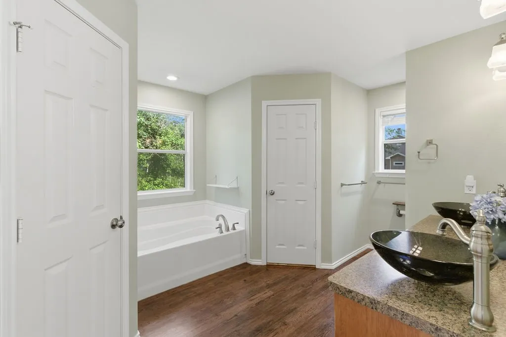 Single Family Residence For Sale in Franklin (TX) County , 85 SE CR 4305, Scroggins, Texas 75480, 3 Bedroom, 2 Bathroom, 4 Garage spaces, 1,792 Sqft, built in 2016, mls#21288255, Real Estate Agent in Scroggins, Homes For Sale in Franklin (TX) county, Homes For Sale in Scroggins, Realtor in Scroggins Texas, Real Estate Brokerage Independent Realty Texas, Luminita Cordes Realtor