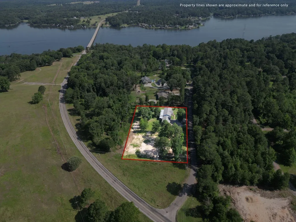 Single Family Residence For Sale in Franklin (TX) County , 85 SE CR 4305, Scroggins, Texas 75480, 3 Bedroom, 2 Bathroom, 4 Garage spaces, 1,792 Sqft, built in 2016, mls#21288255, Real Estate Agent in Scroggins, Homes For Sale in Franklin (TX) county, Homes For Sale in Scroggins, Realtor in Scroggins Texas, Real Estate Brokerage Independent Realty Texas, Luminita Cordes Realtor