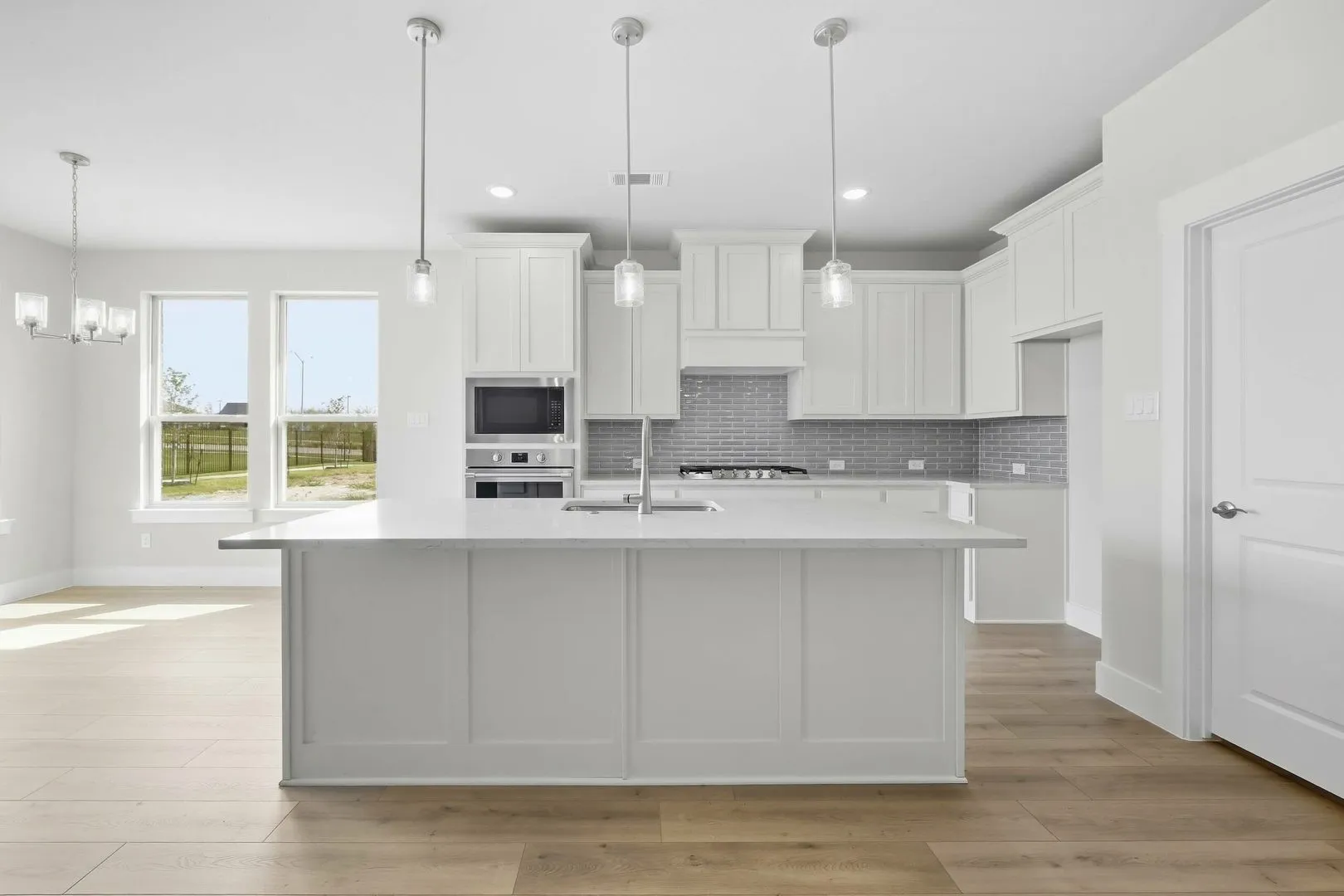 Single Family Residence For Sale in Denton County , 208 Ravenna Boulevard, Justin, Texas 76247, 2 Bedroom, 2 Bathroom, 3 Garage spaces, 1,322 Sqft, built in 2025, mls#21288259, Real Estate Agent in Justin, Homes For Sale in Denton county, Homes For Sale in Justin, Realtor in Justin Texas, Real Estate Brokerage Independent Realty Texas, Luminita Cordes Realtor
